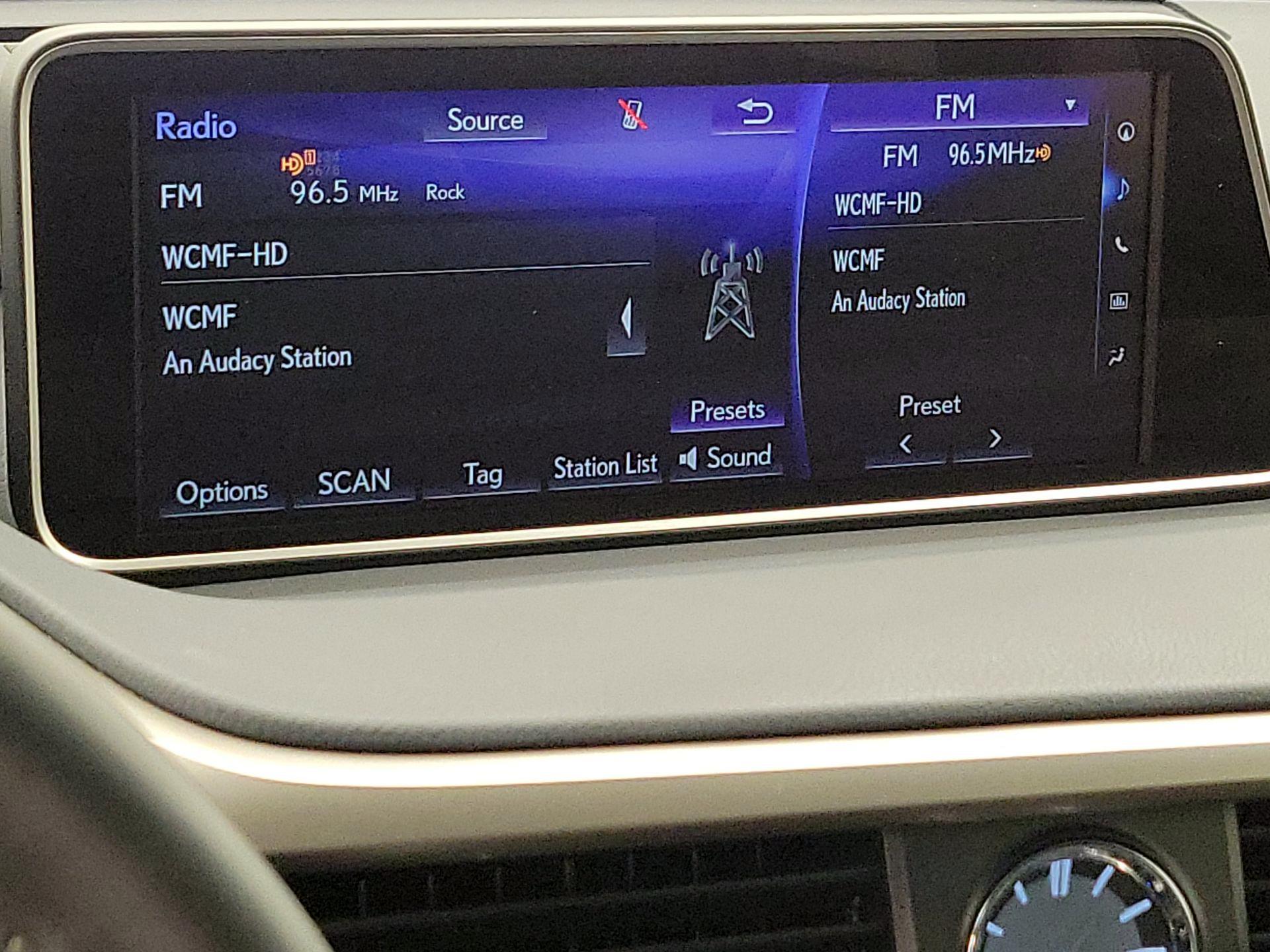 Thumbnail: 2017 Lexus RX - 16