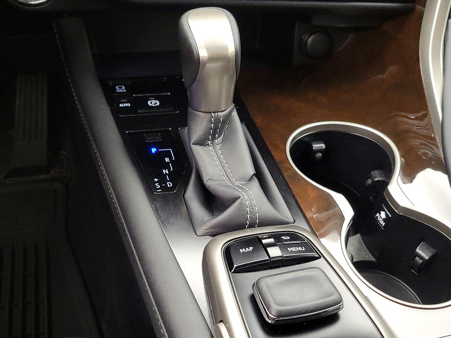 Thumbnail: 2017 Lexus RX - 18