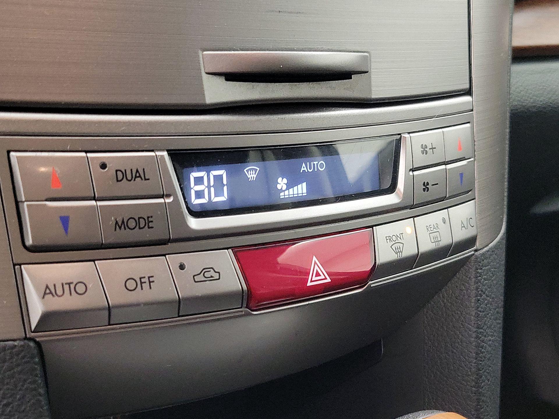 Thumbnail: 2014 Subaru Outback - 16