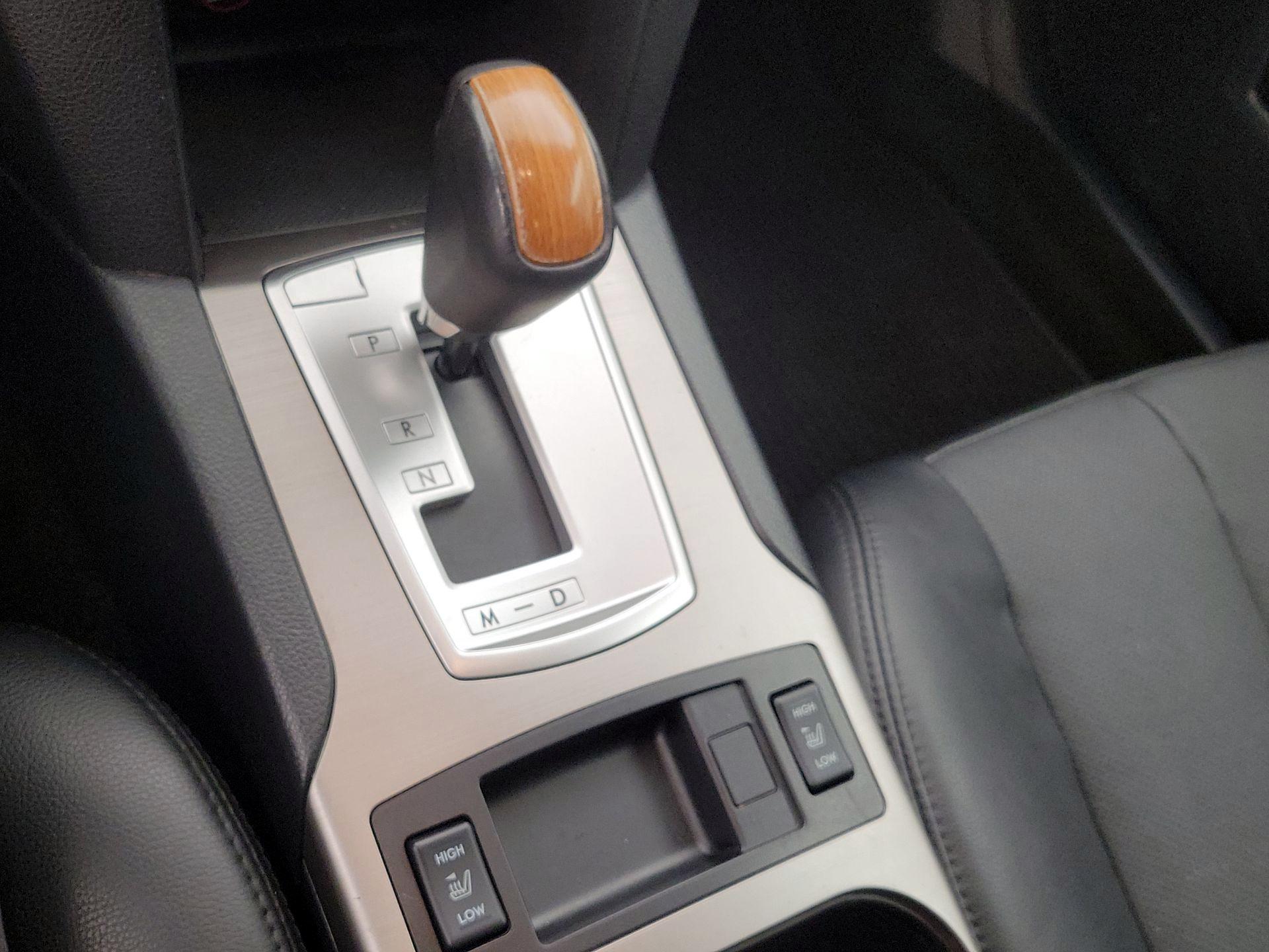 Thumbnail: 2014 Subaru Outback - 17