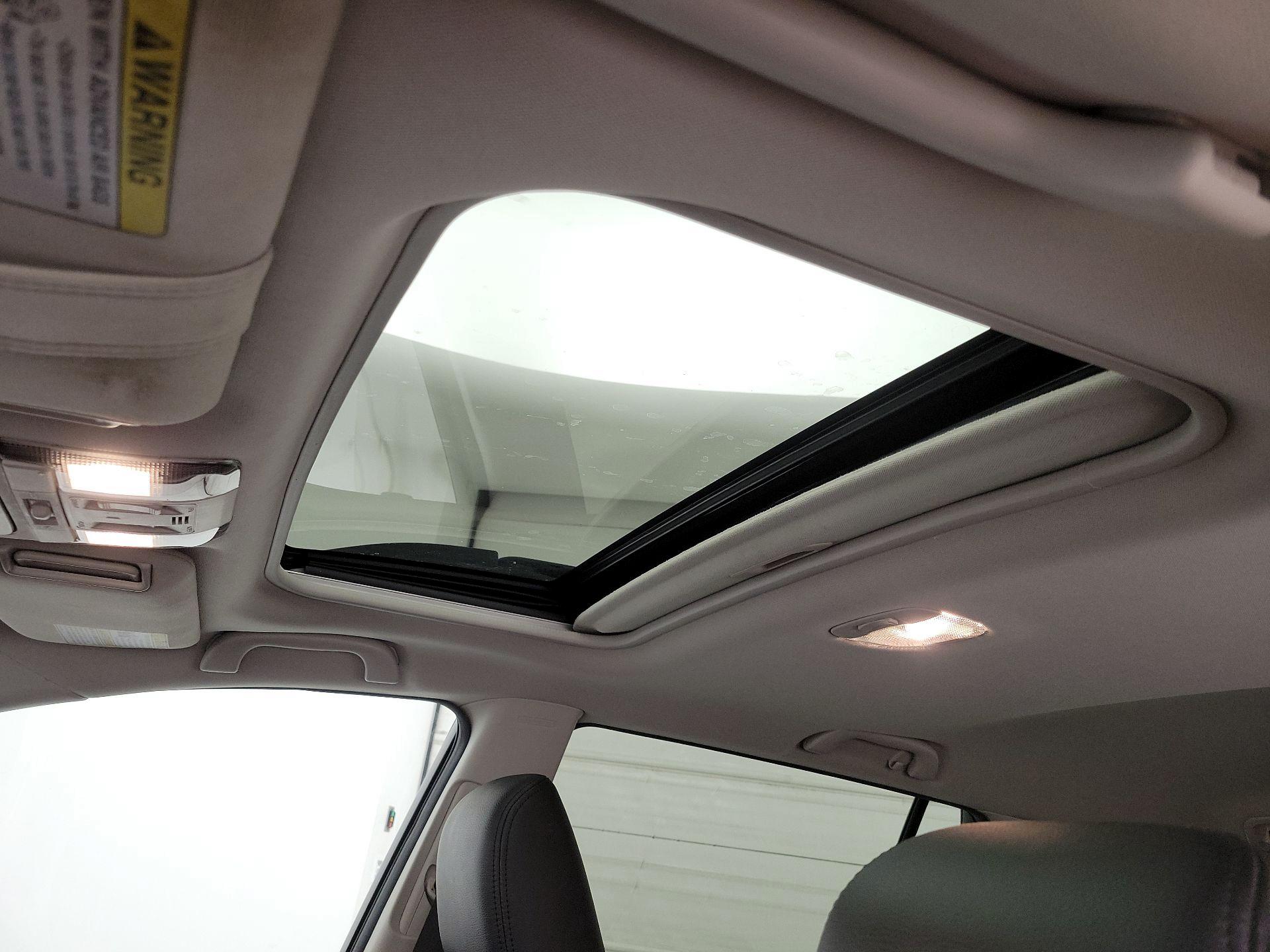 Thumbnail: 2014 Subaru Outback - 19