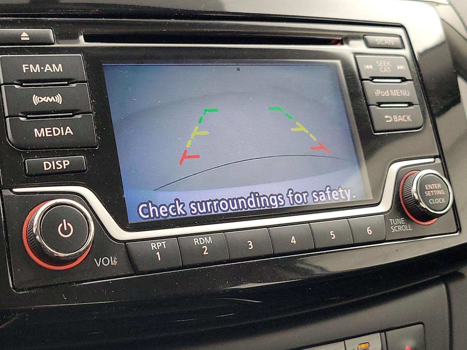 Thumbnail: 2018 Nissan Sentra - 14