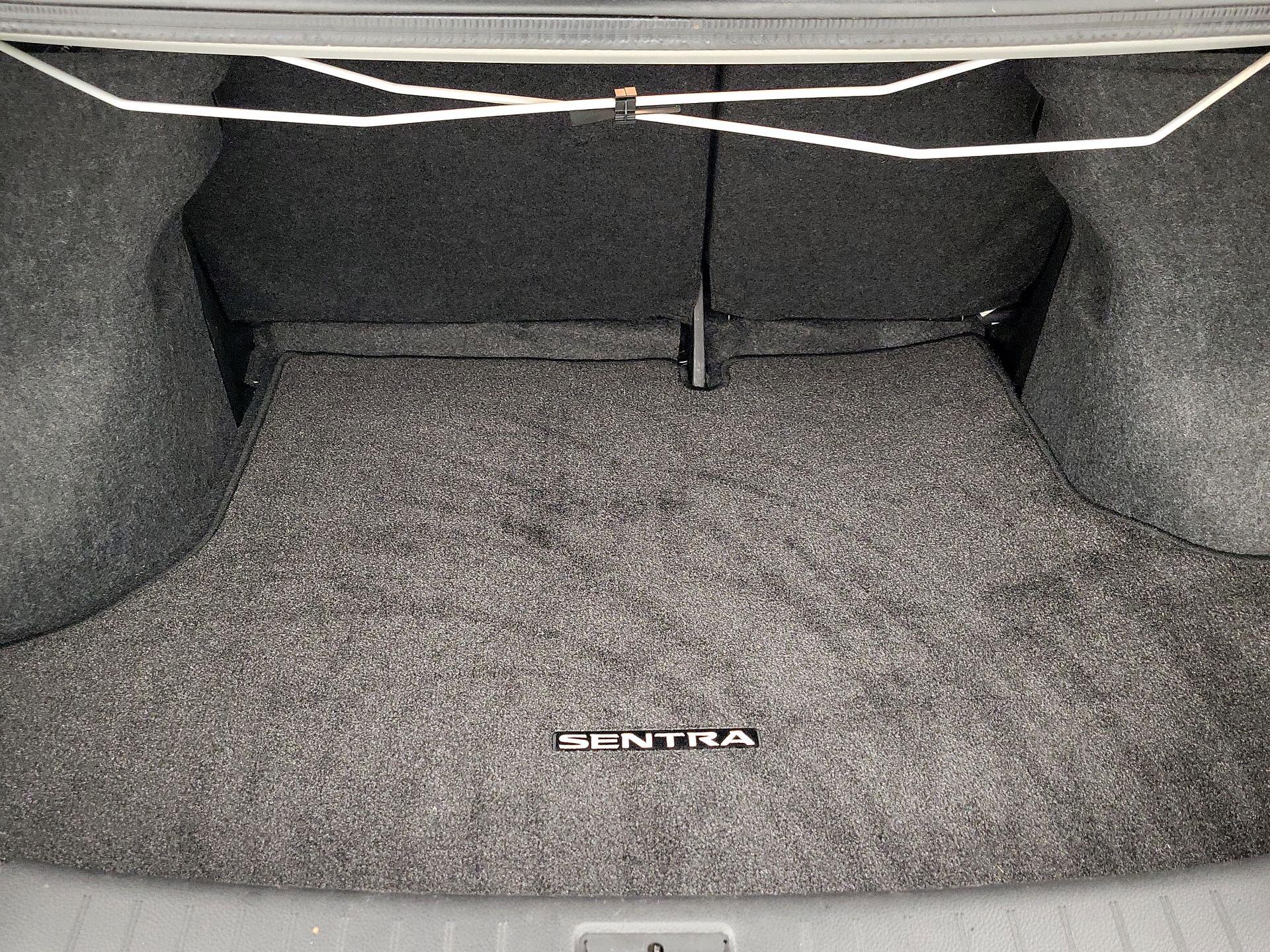 Thumbnail: 2018 Nissan Sentra - 20