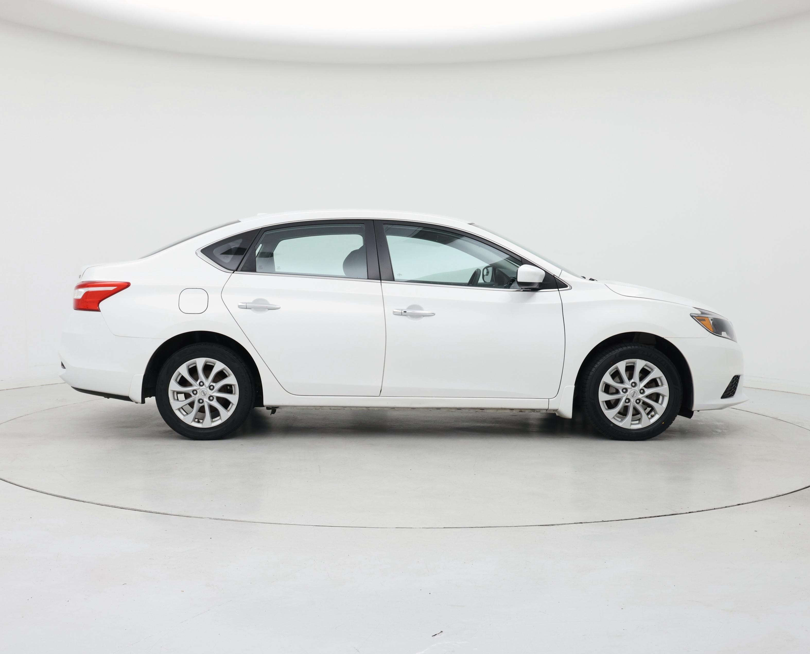 Thumbnail: 2018 Nissan Sentra - 7