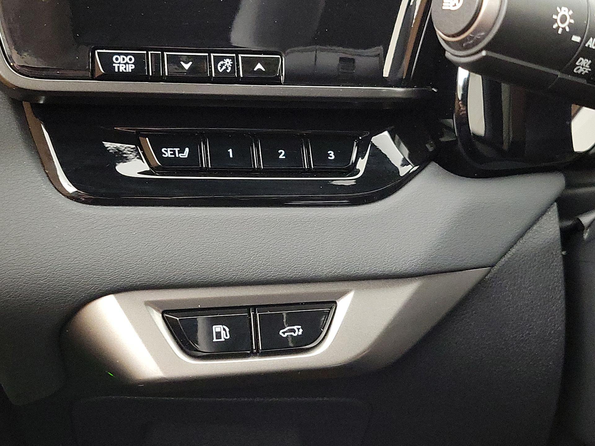 Thumbnail: 2024 Lexus RX - 13