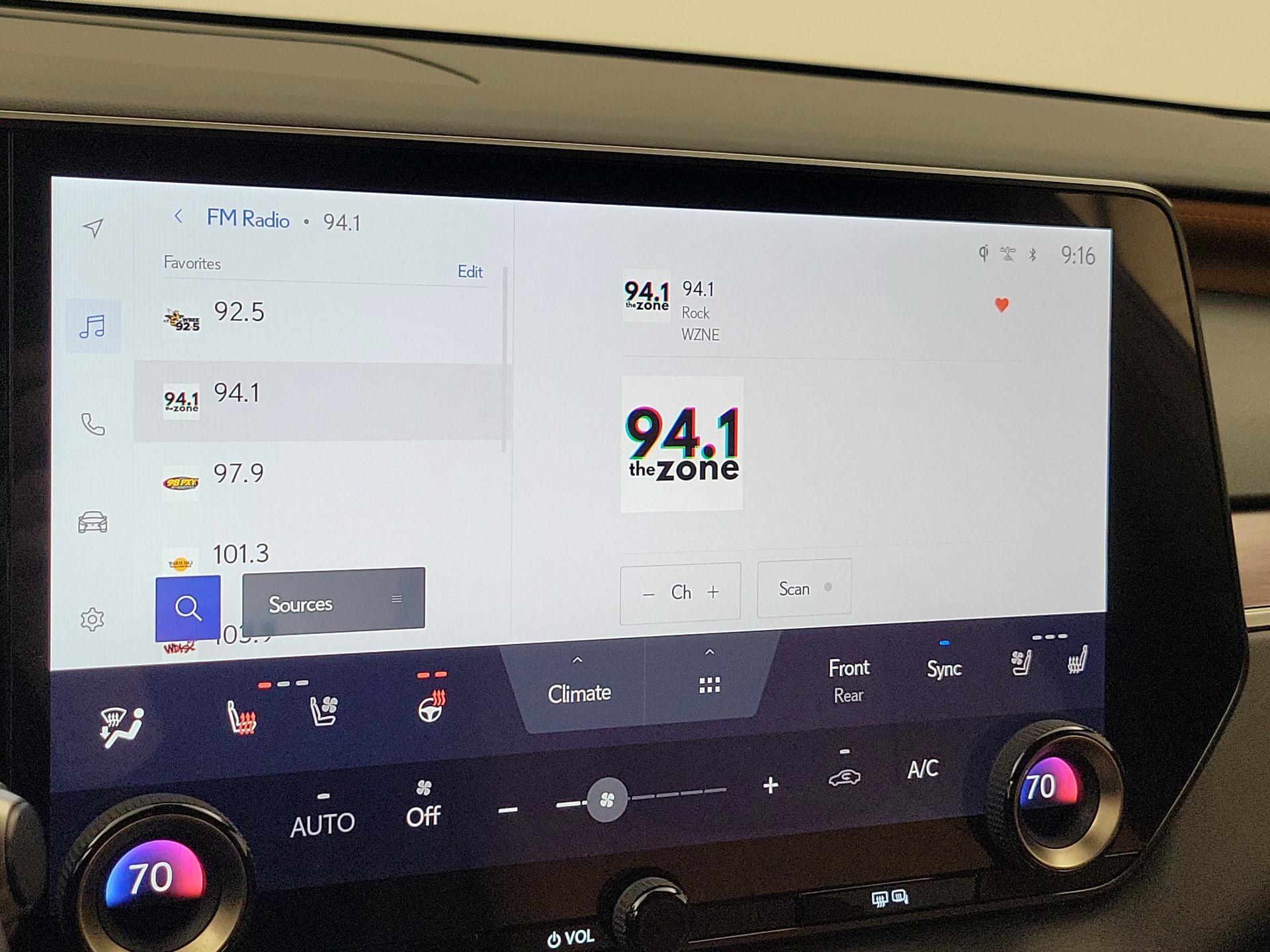 Thumbnail: 2024 Lexus RX - 15