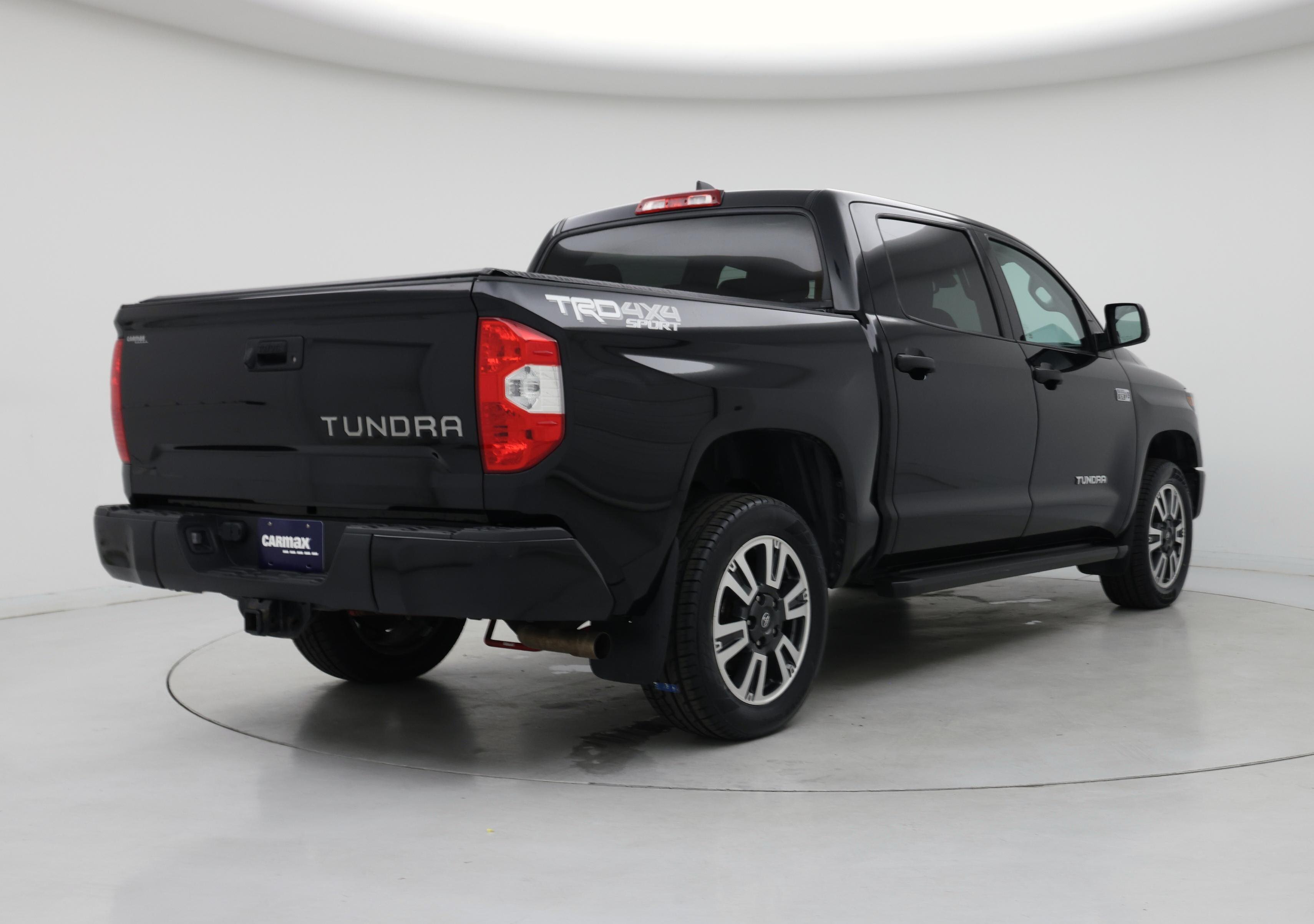 Thumbnail: 2020 Toyota Tundra - 8
