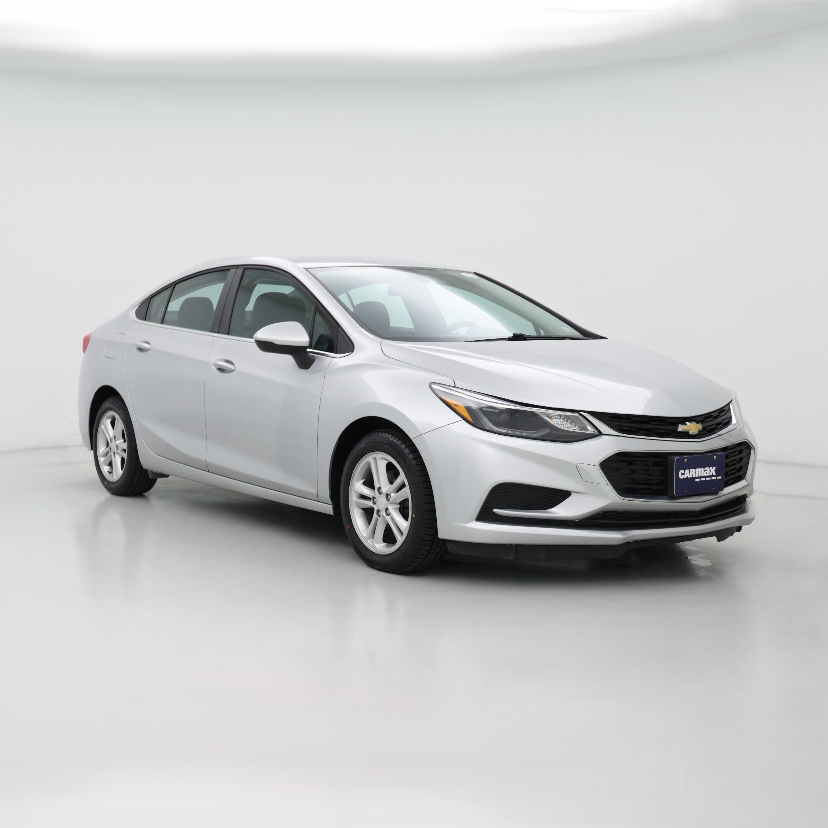 Thumbnail: 2017 Chevrolet Cruze - 1