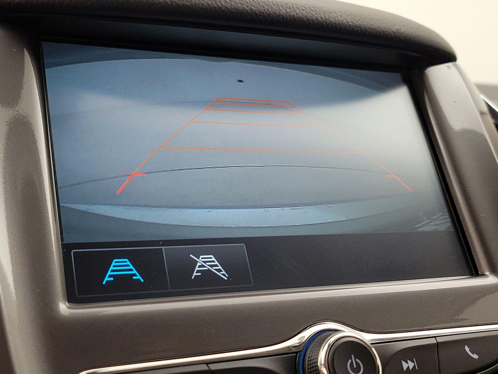 Thumbnail: 2017 Chevrolet Cruze - 14