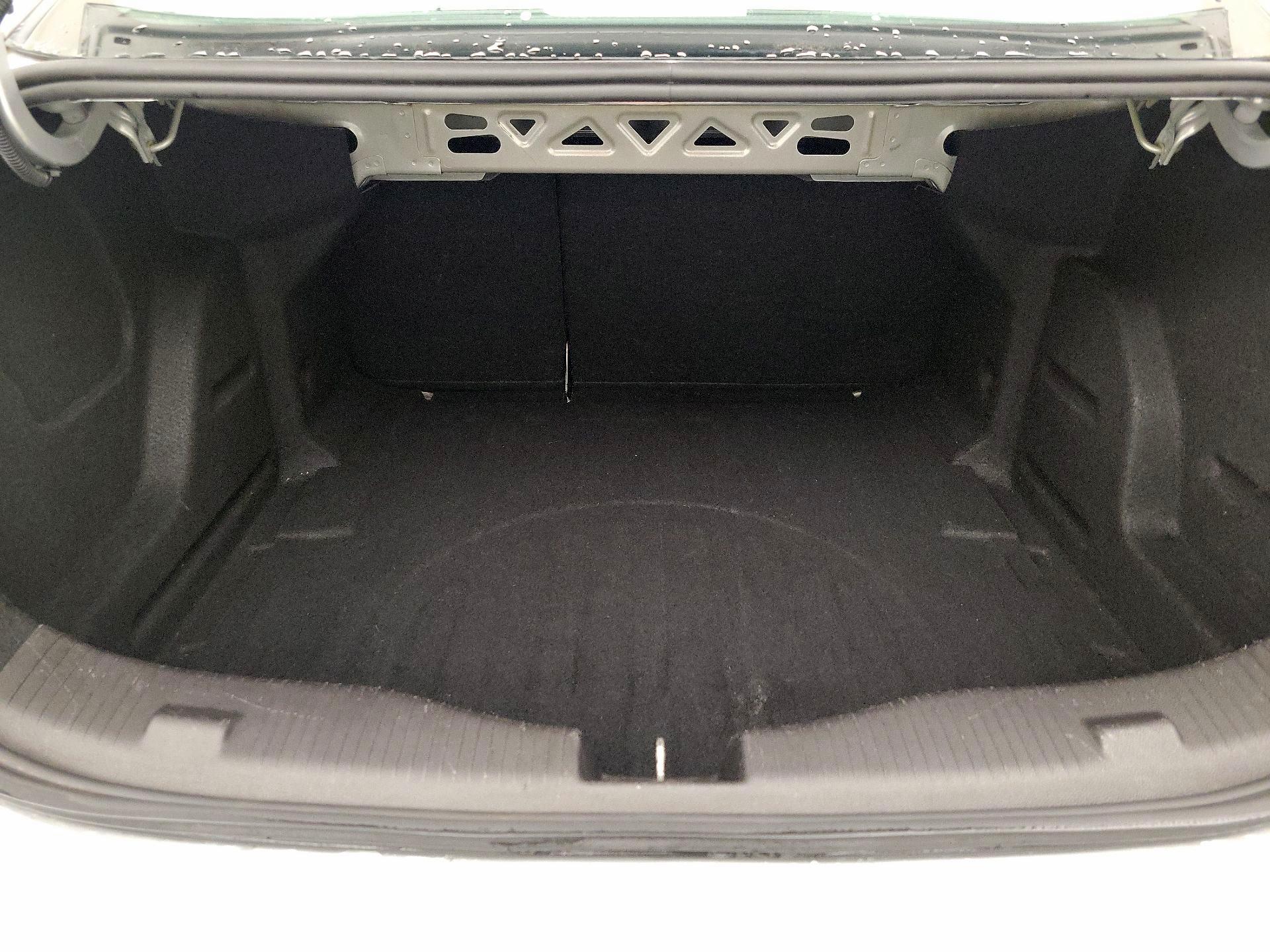 Thumbnail: 2017 Chevrolet Cruze - 20