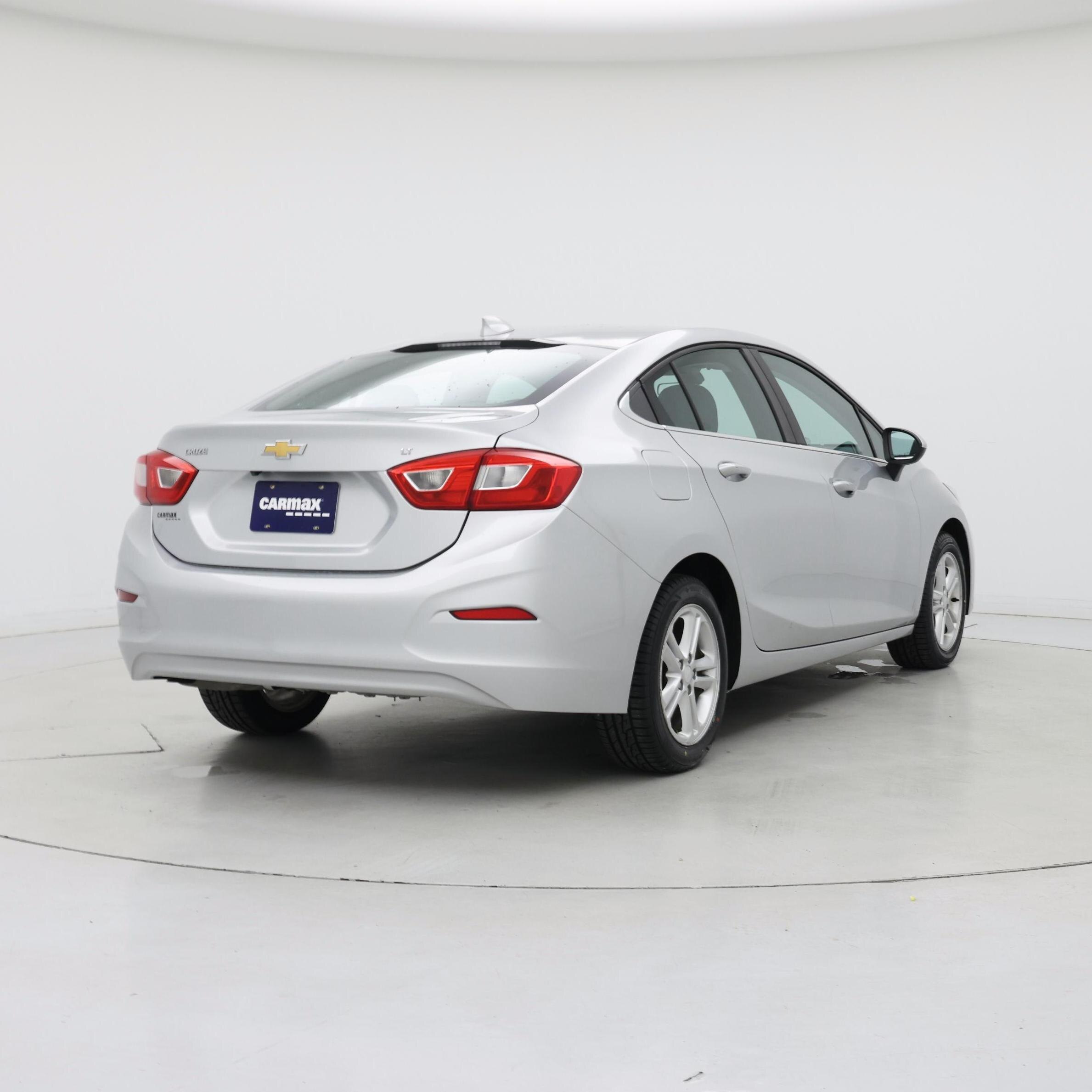 Thumbnail: 2017 Chevrolet Cruze - 8