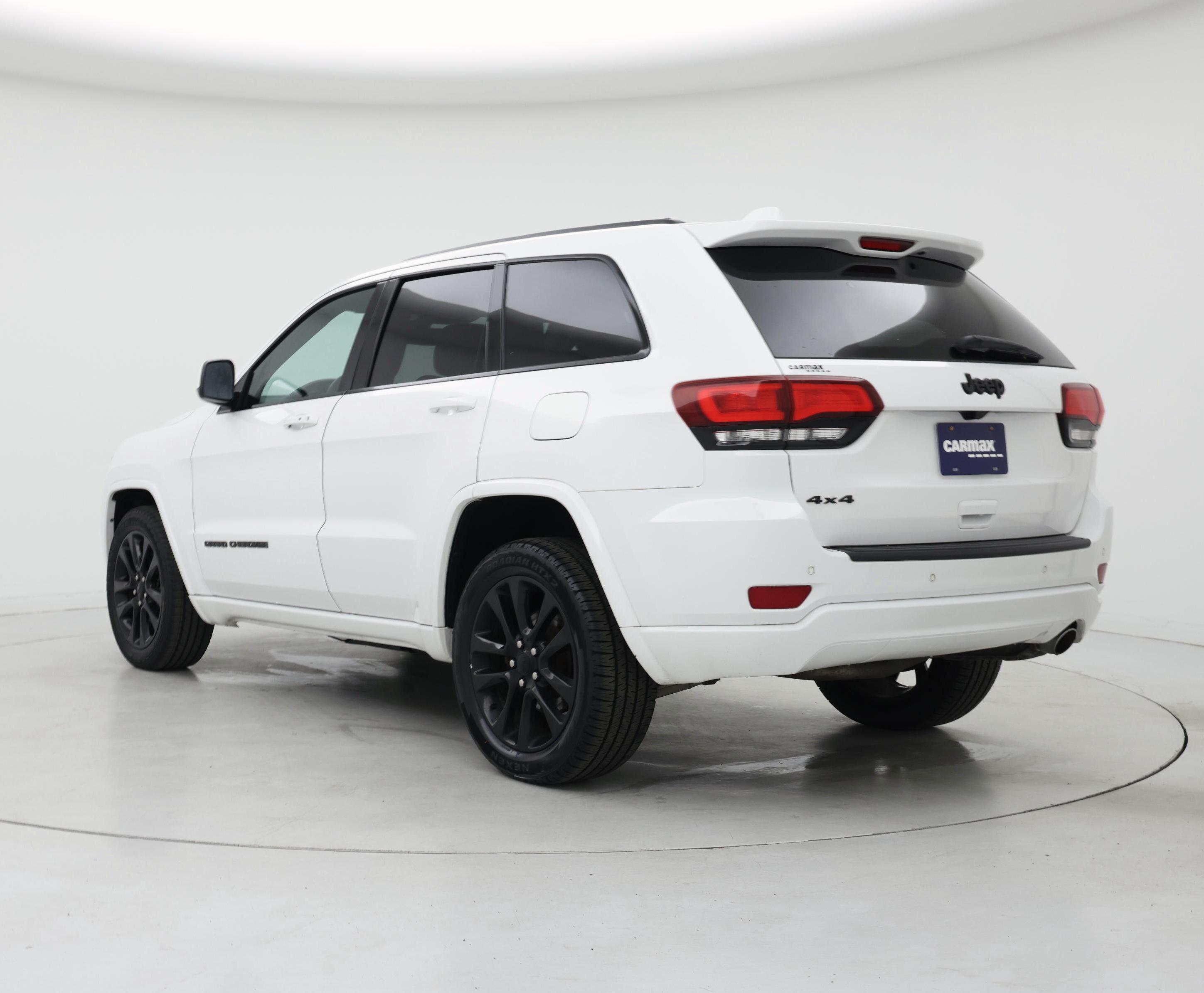Thumbnail: 2019 Jeep Grand Cherokee - 2