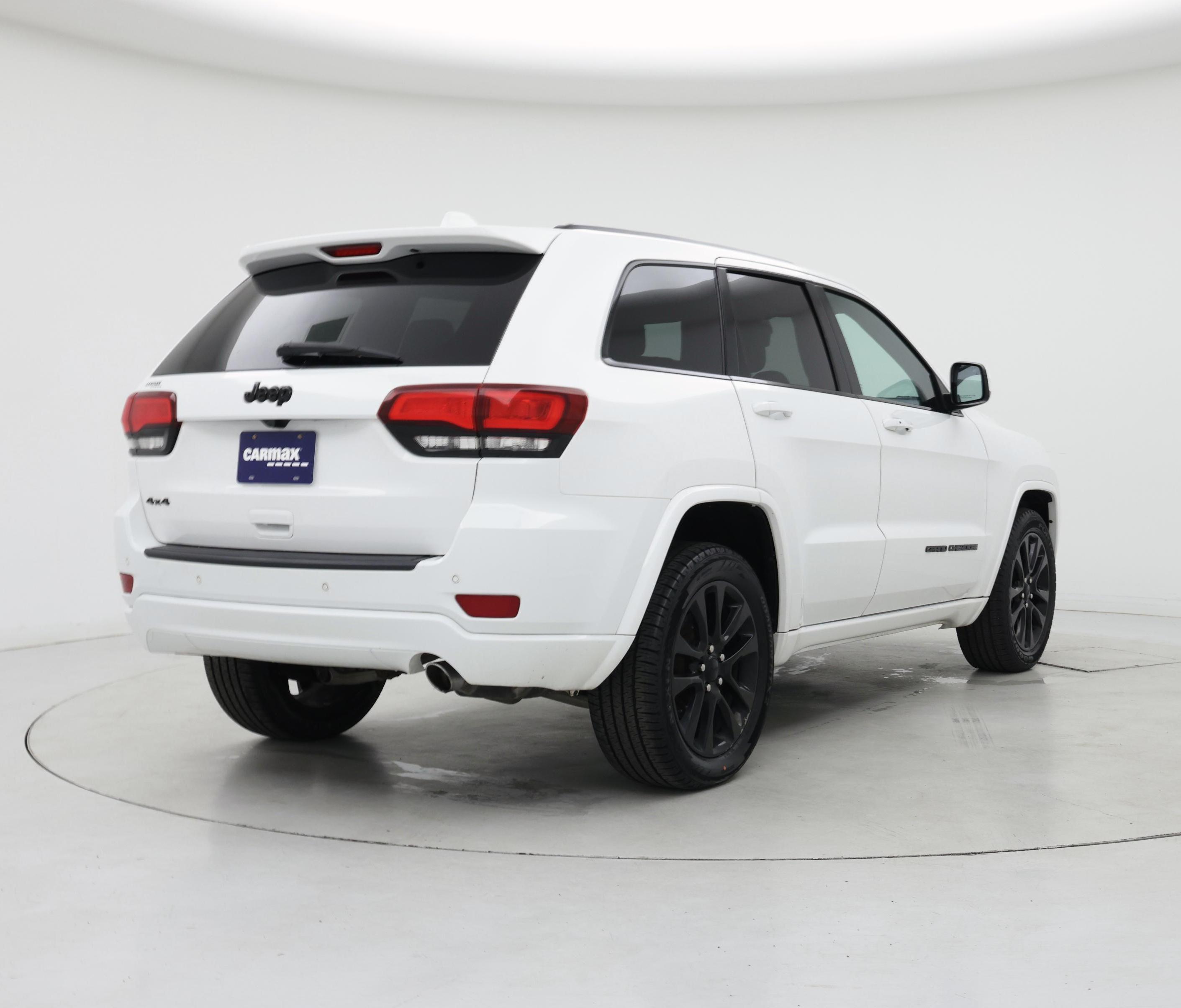 Thumbnail: 2019 Jeep Grand Cherokee - 8