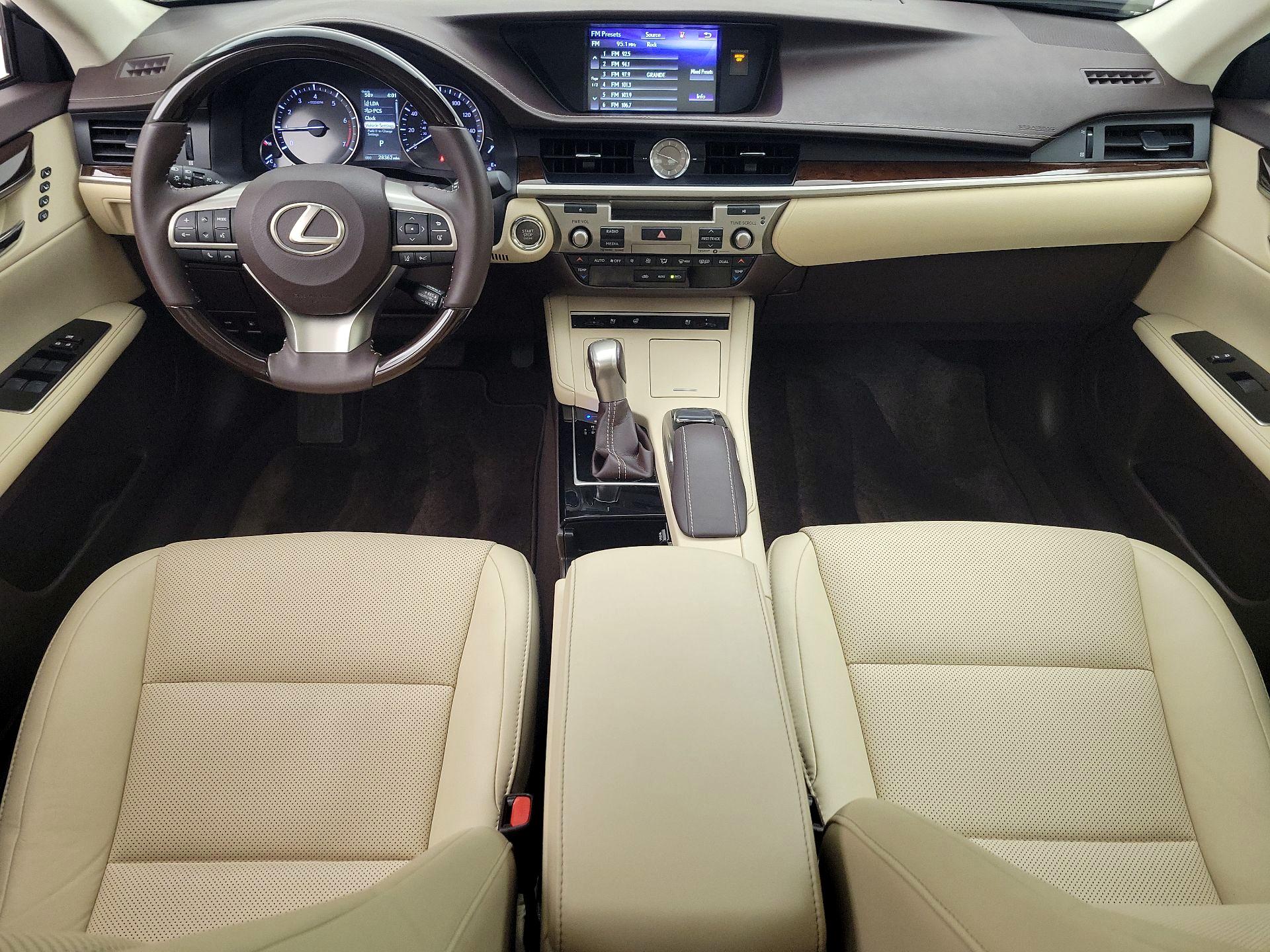 Thumbnail: 2018 Lexus ES - 9