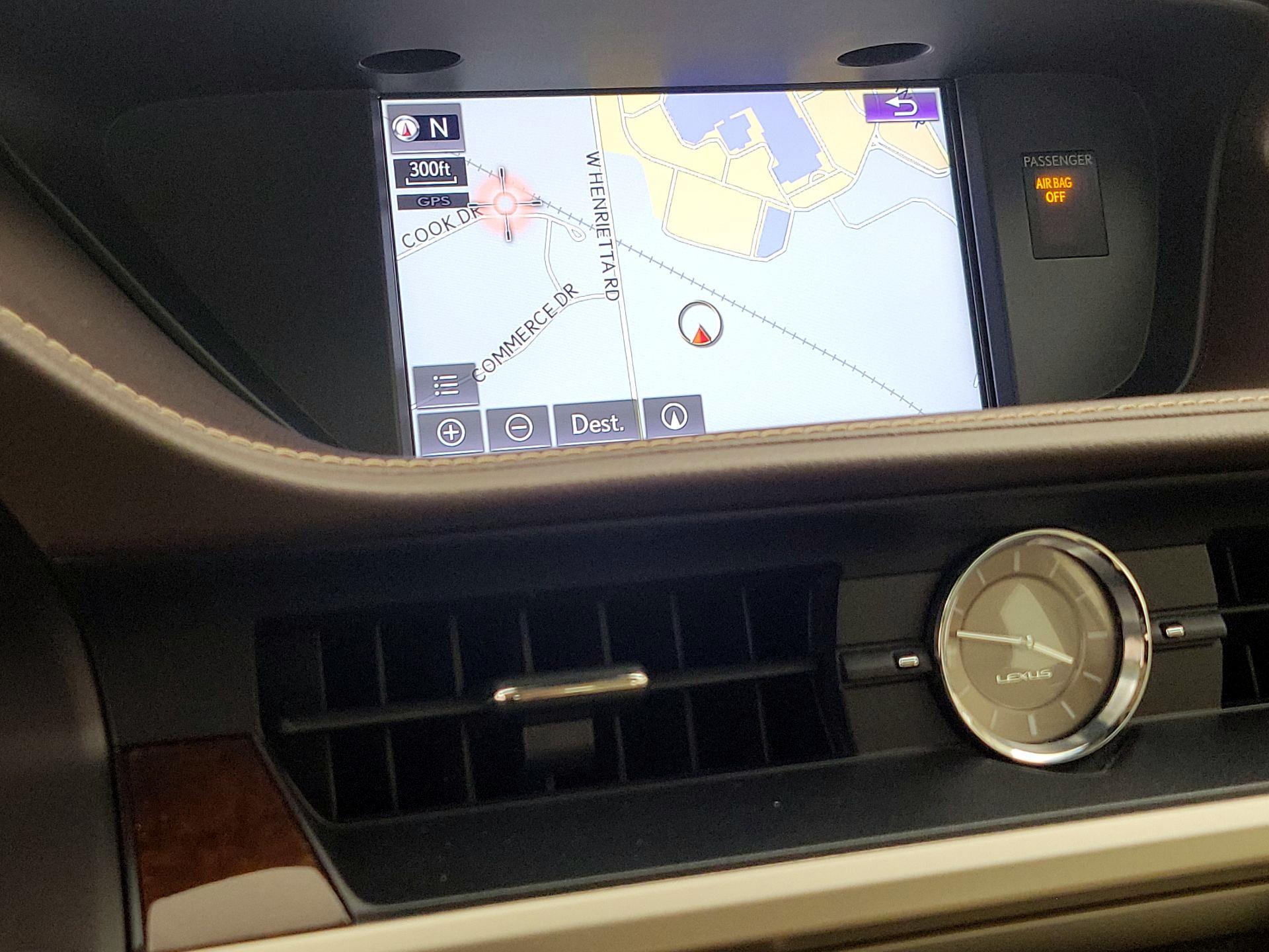 Thumbnail: 2018 Lexus ES - 14