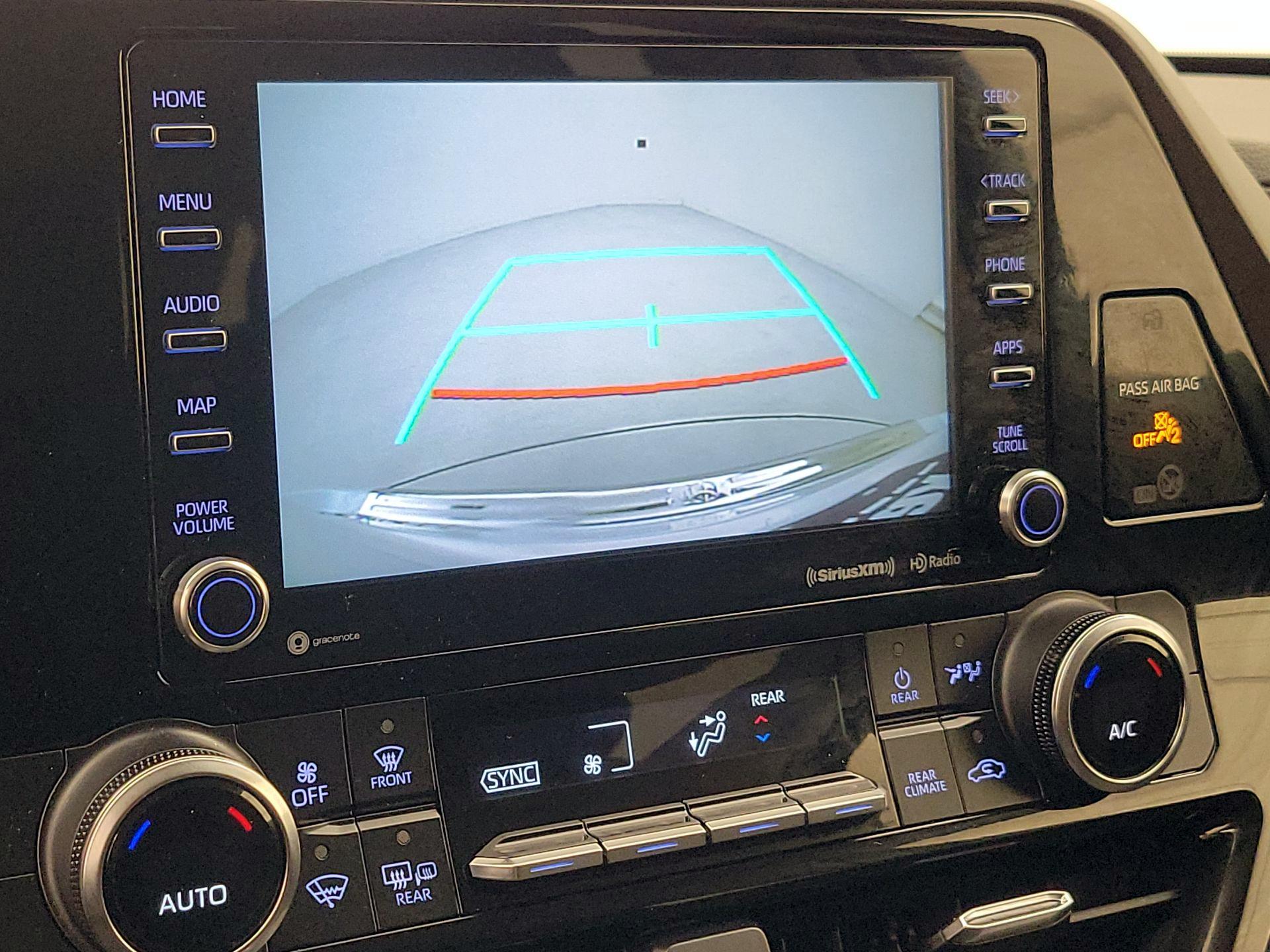 Thumbnail: 2022 Toyota Highlander - 14