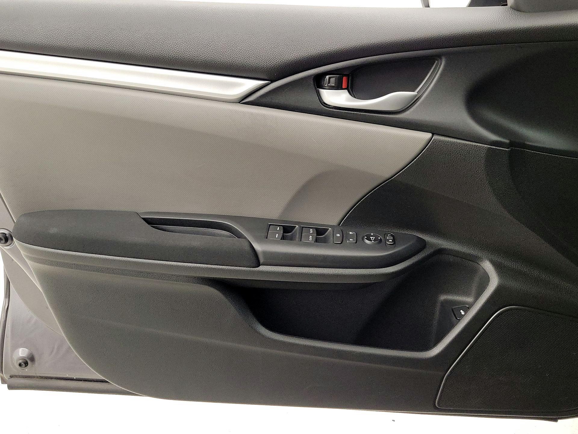 Thumbnail: 2018 Honda Civic - 12