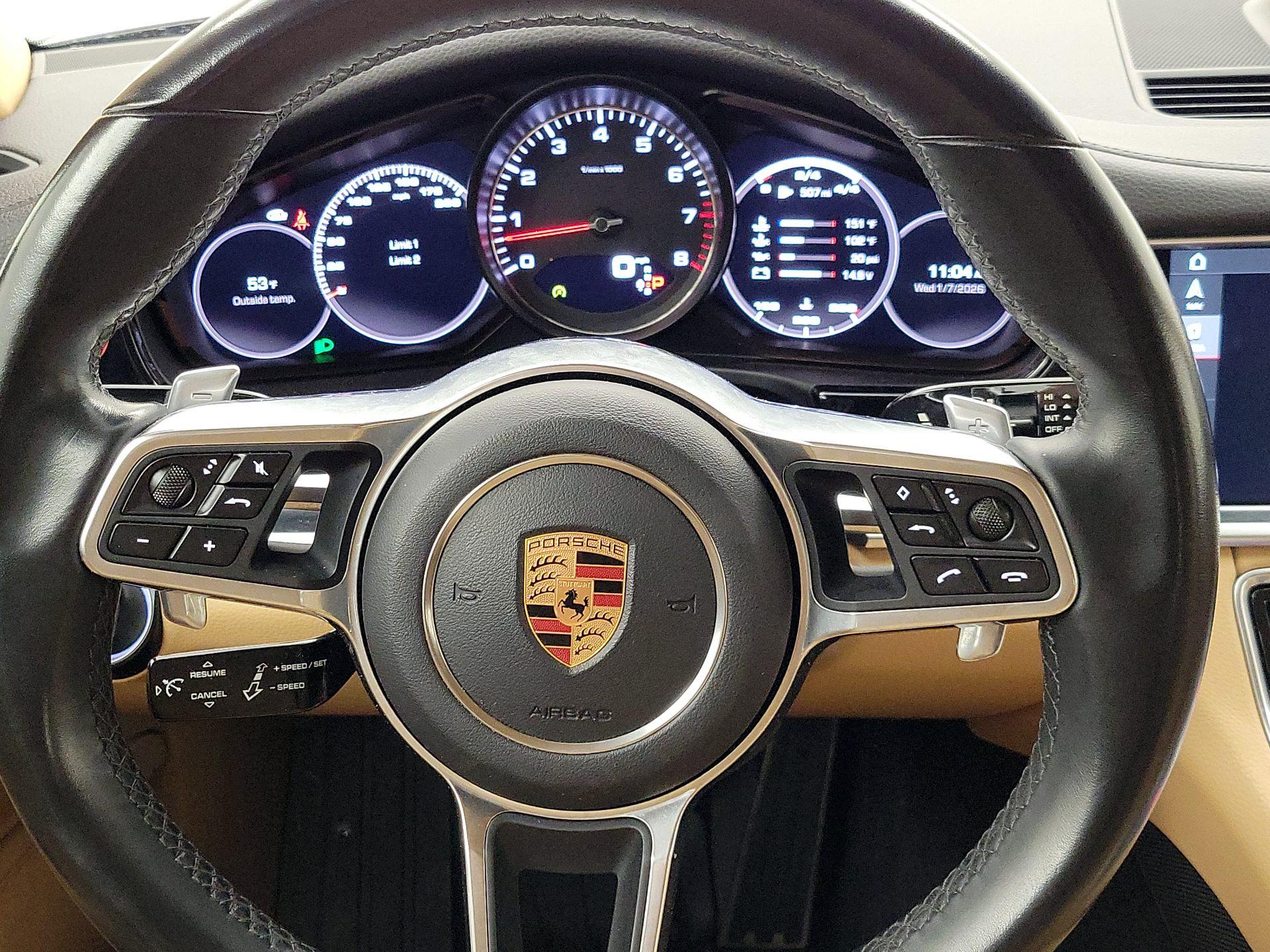 Thumbnail: 2018 Porsche Panamera - 10