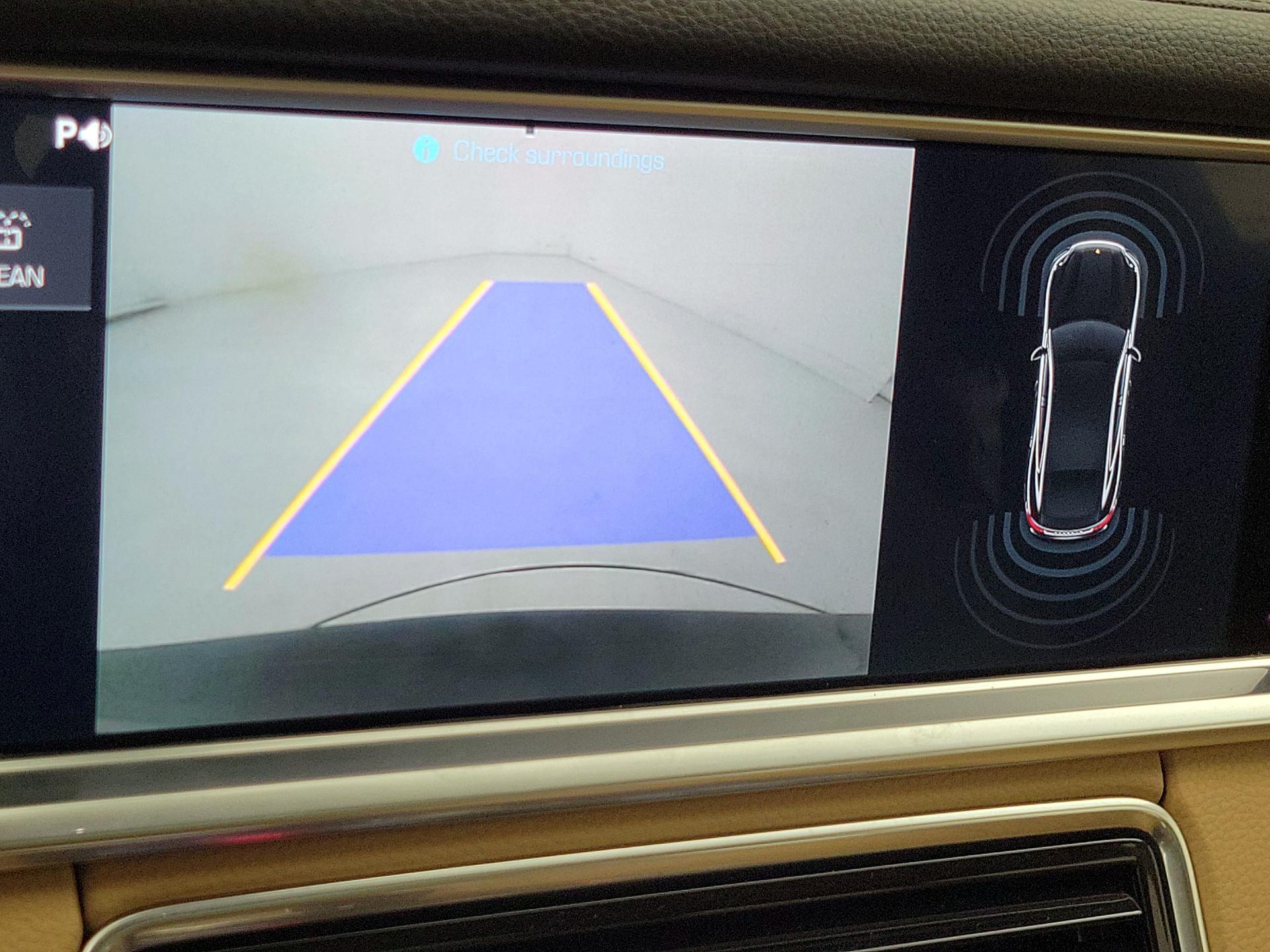 Thumbnail: 2018 Porsche Panamera - 15