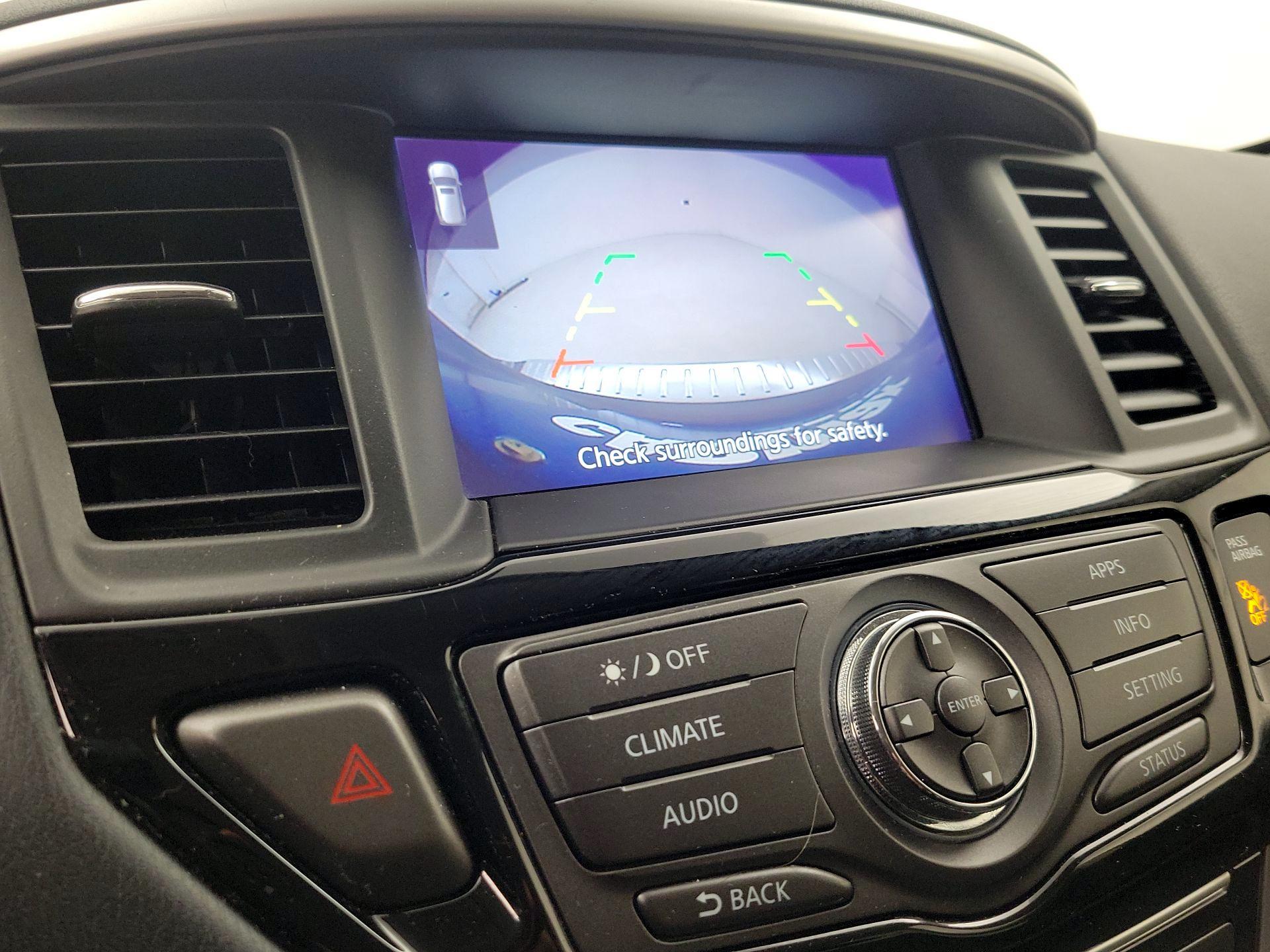 Thumbnail: 2020 Nissan Pathfinder - 14