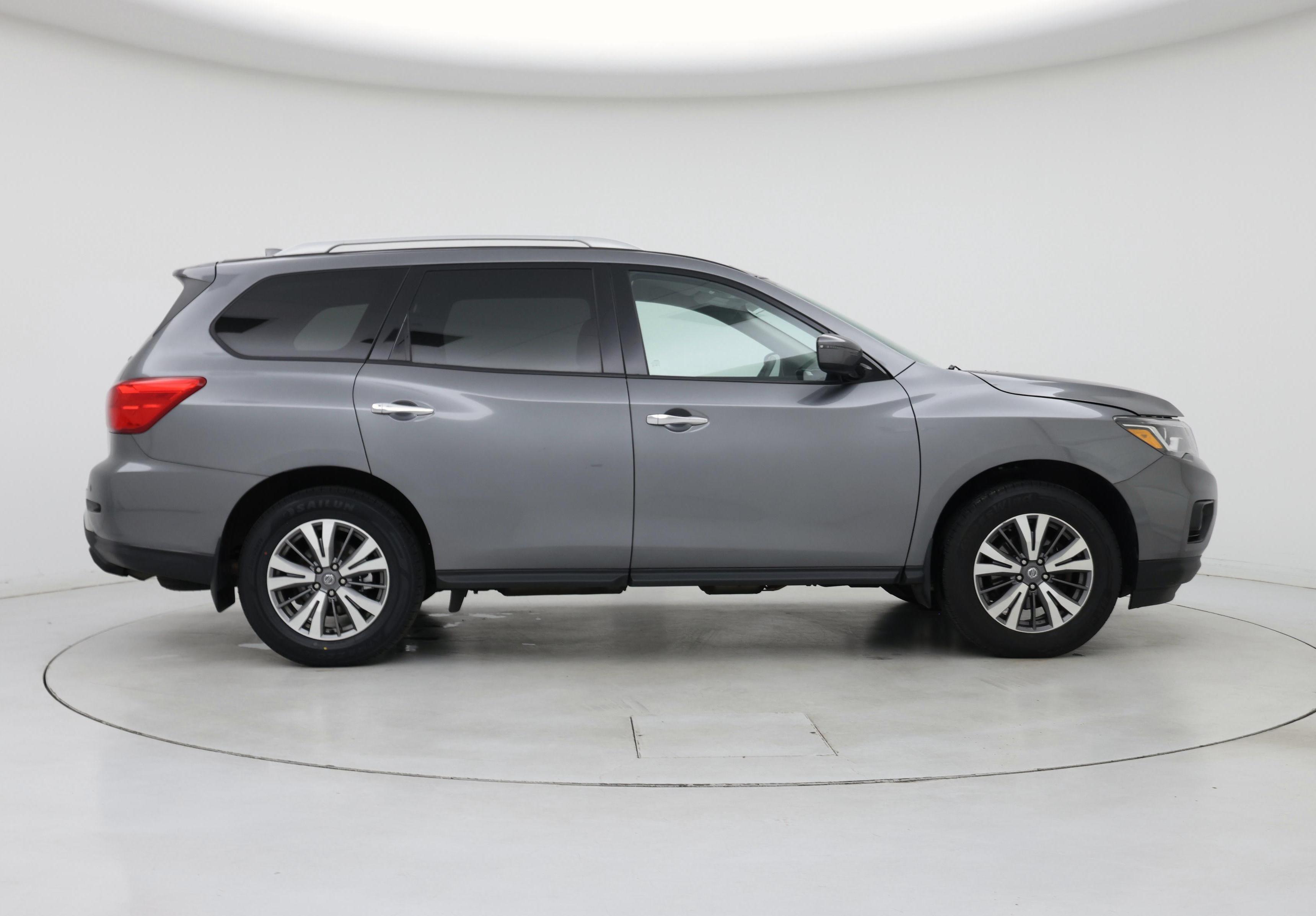 Thumbnail: 2020 Nissan Pathfinder - 7