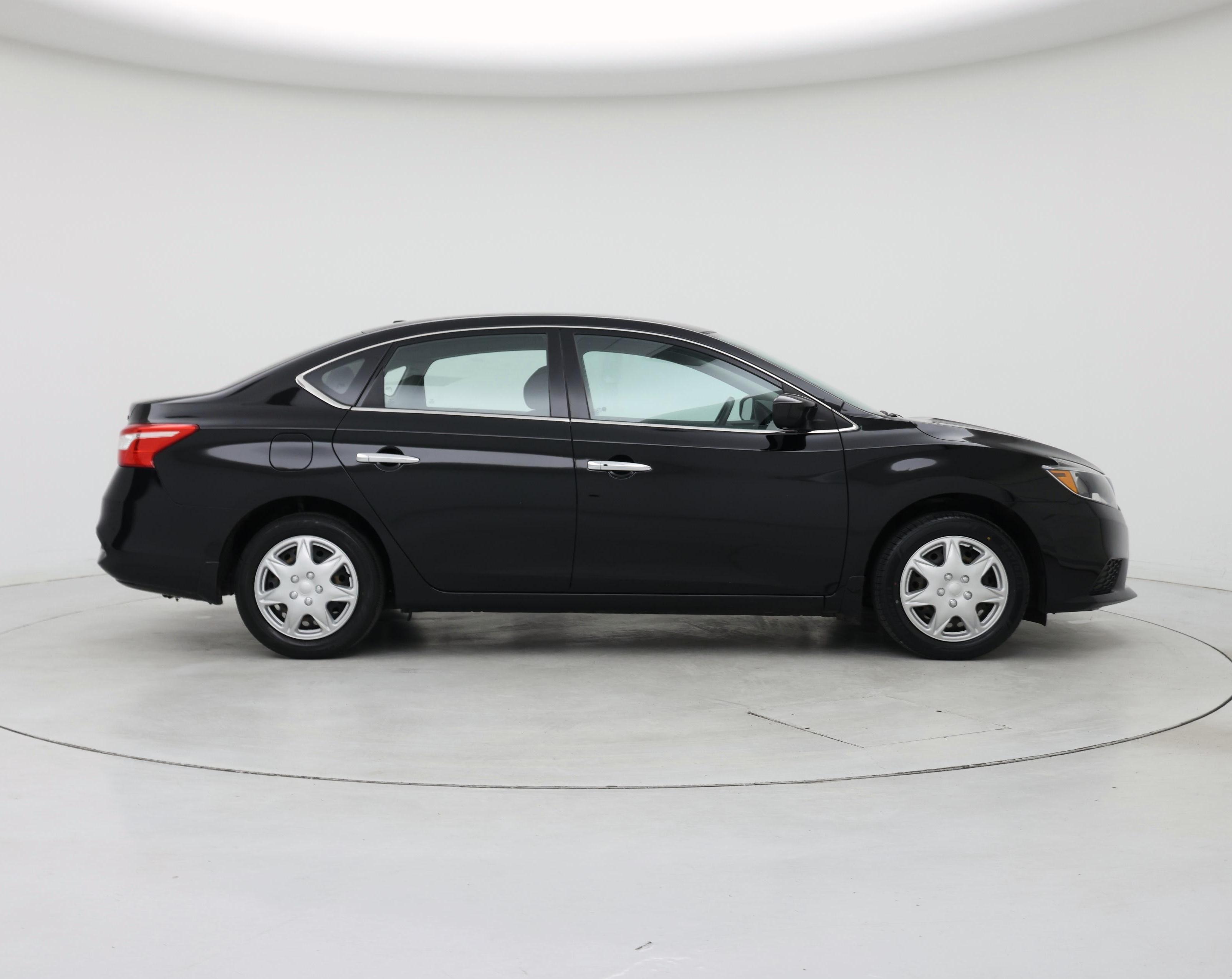 Thumbnail: 2017 Nissan Sentra - 7