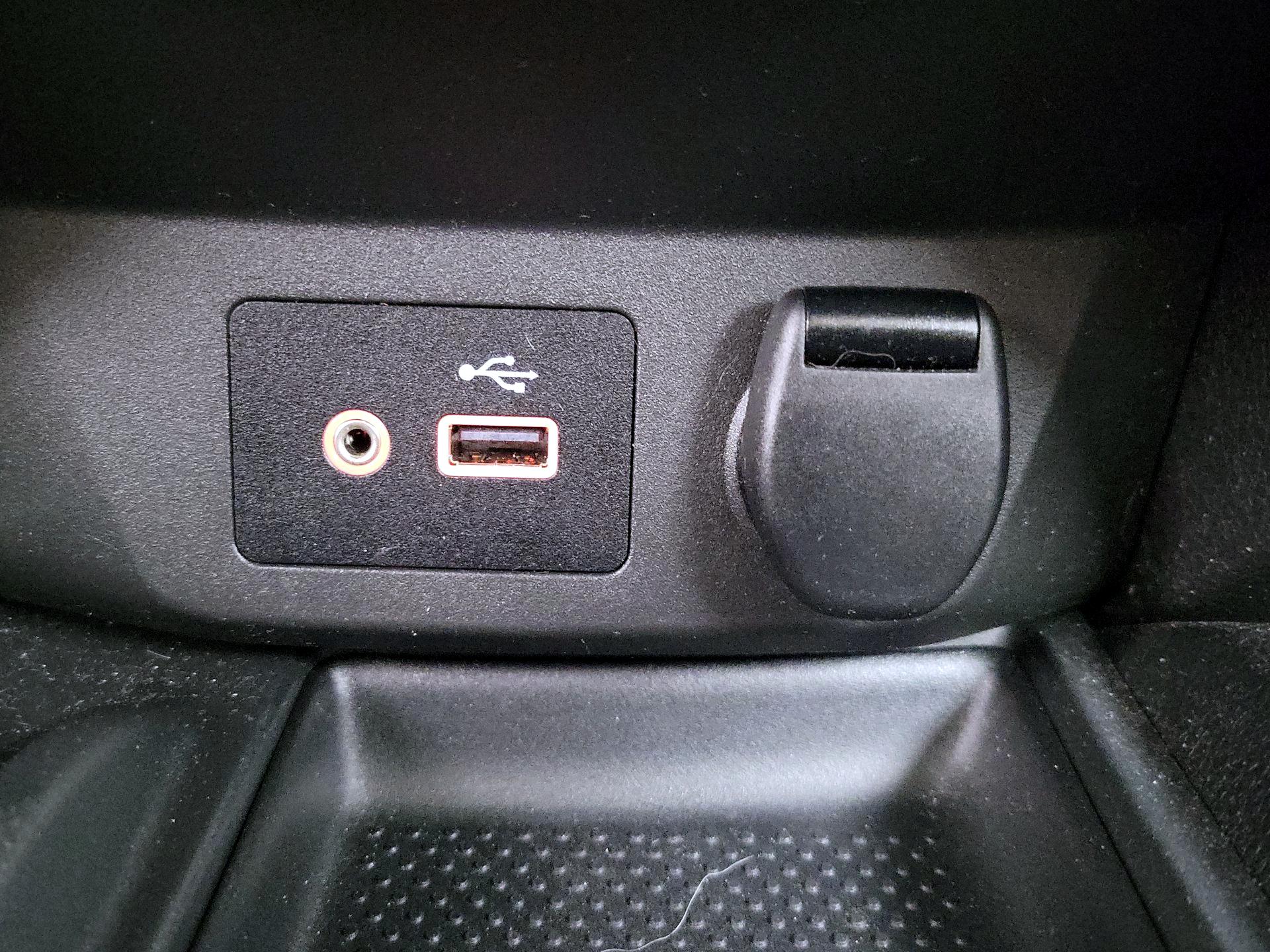 Thumbnail: 2019 Nissan Rogue - 19