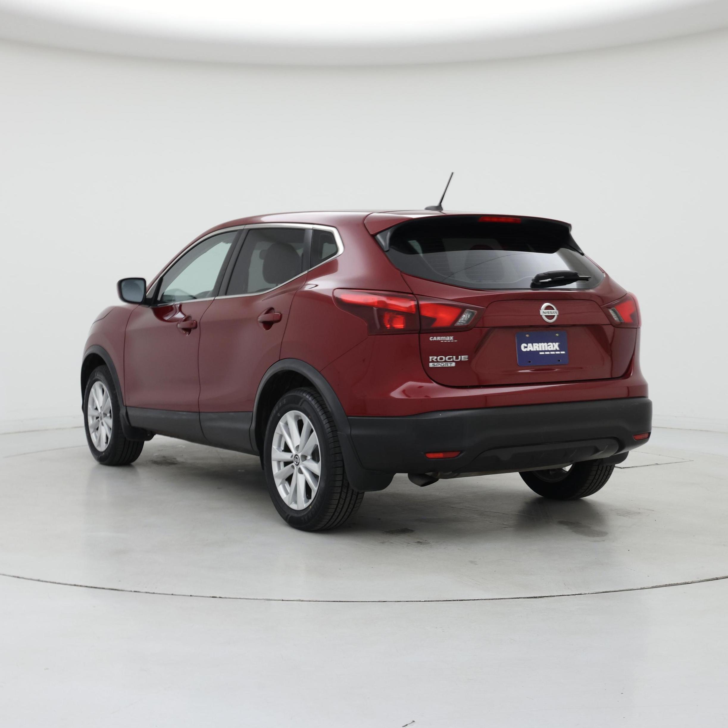 Thumbnail: 2019 Nissan Rogue Sport - 2