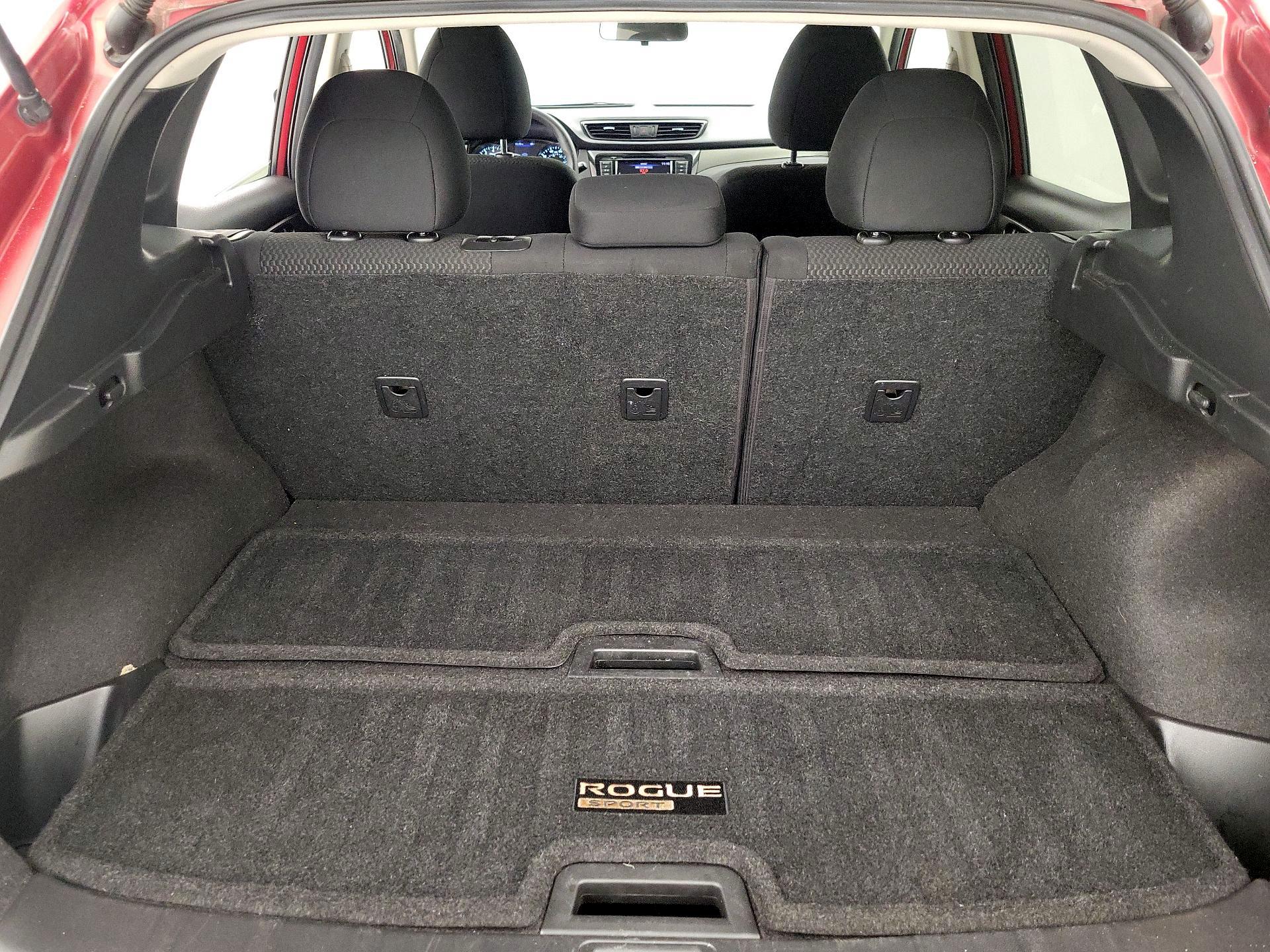 Thumbnail: 2019 Nissan Rogue Sport - 20