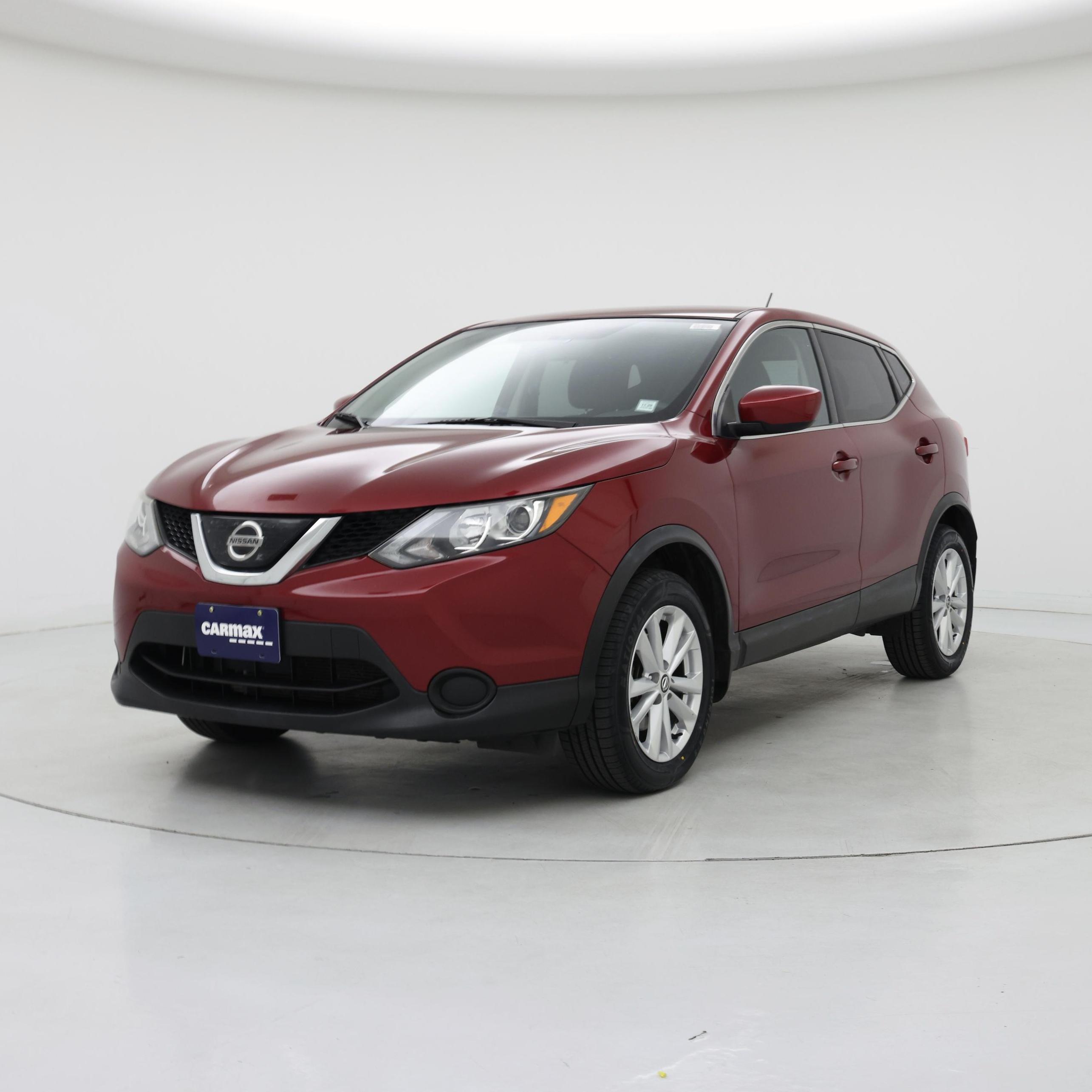 Thumbnail: 2019 Nissan Rogue Sport - 4
