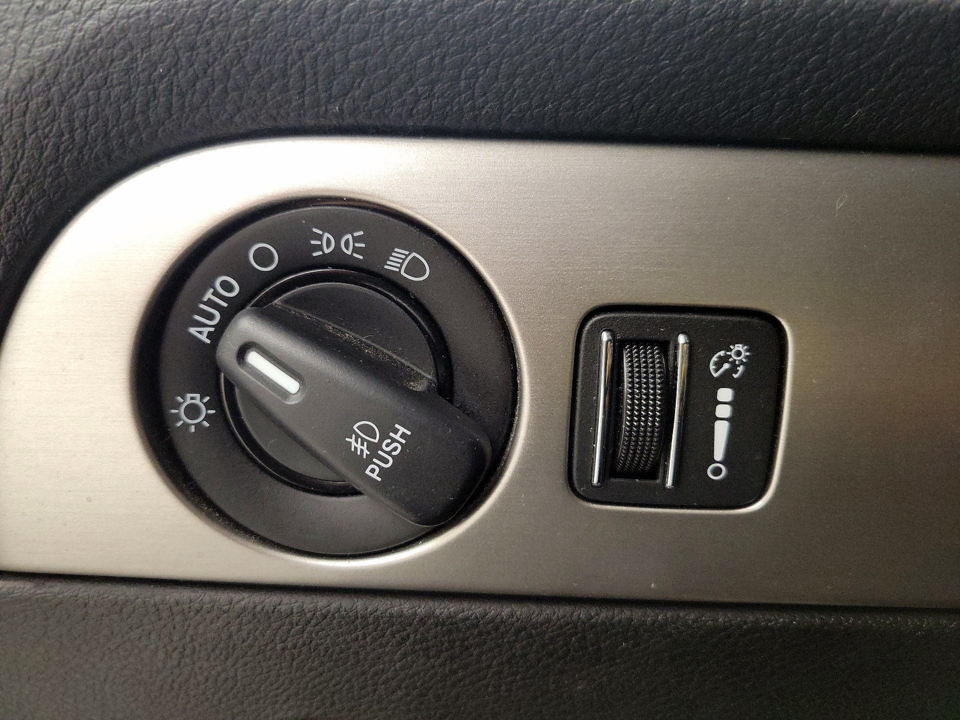 Thumbnail: 2018 Dodge Durango - 13