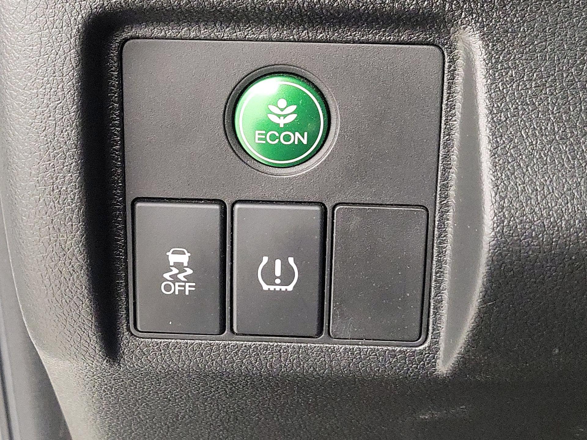 Thumbnail: 2020 Honda HR-V - 13