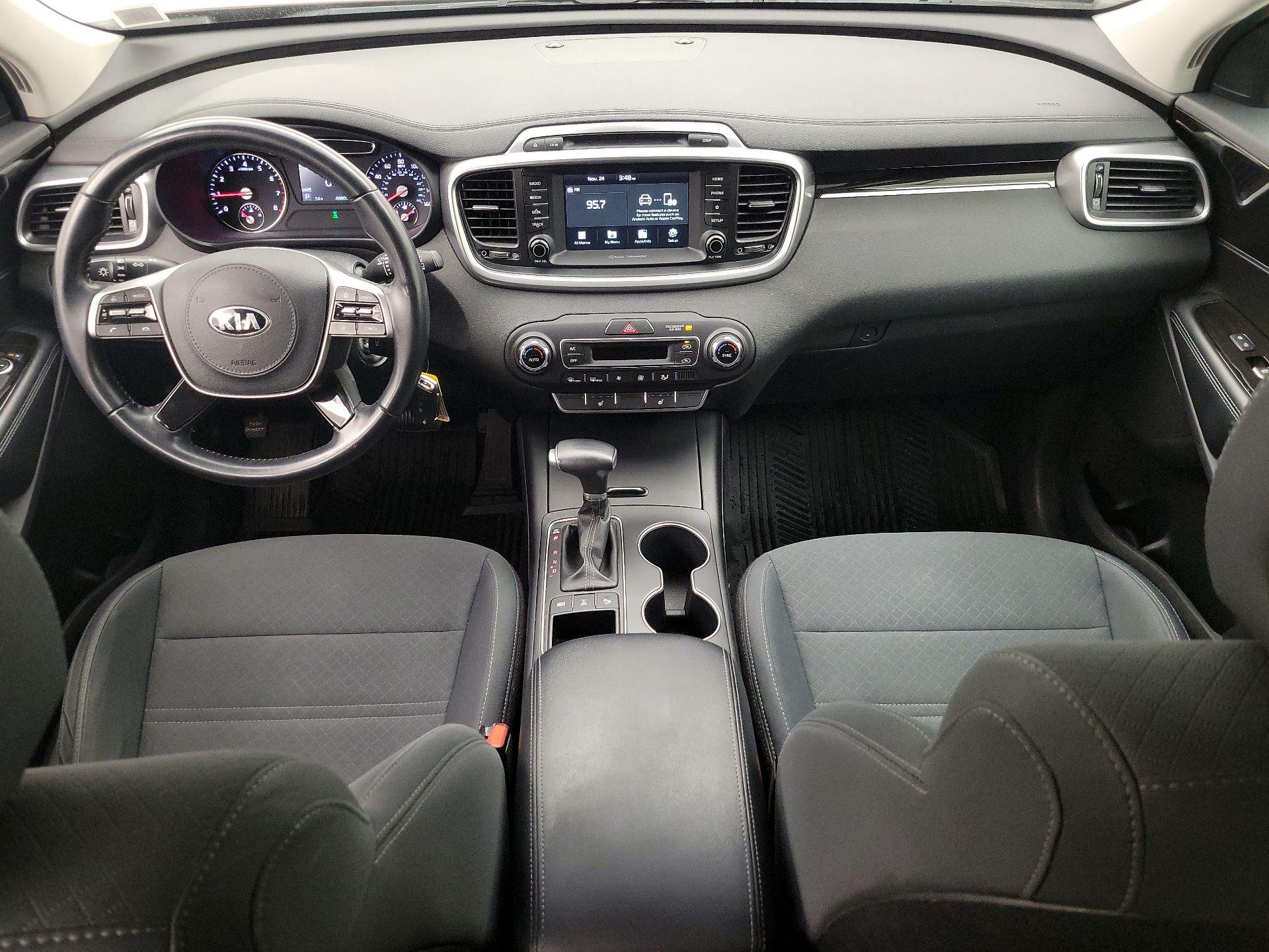 Thumbnail: 2019 Kia Sorento - 9