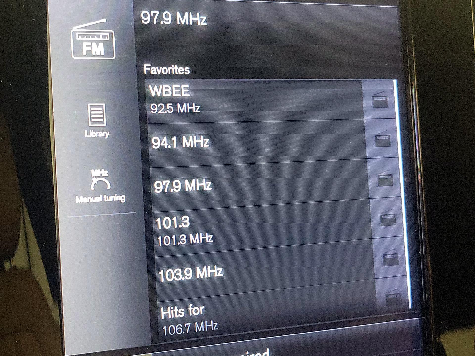 Thumbnail: 2019 Volvo XC40 - 16