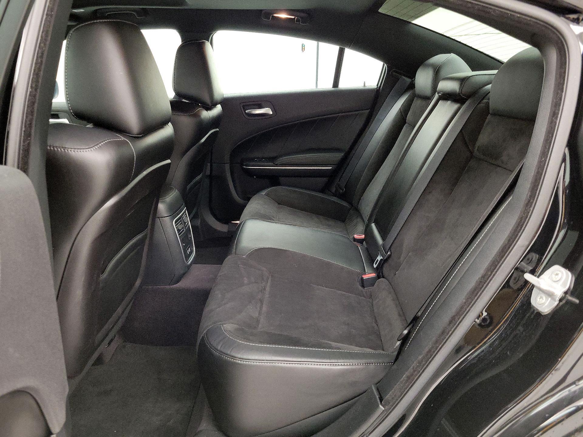 Thumbnail: 2017 Dodge Charger - 19