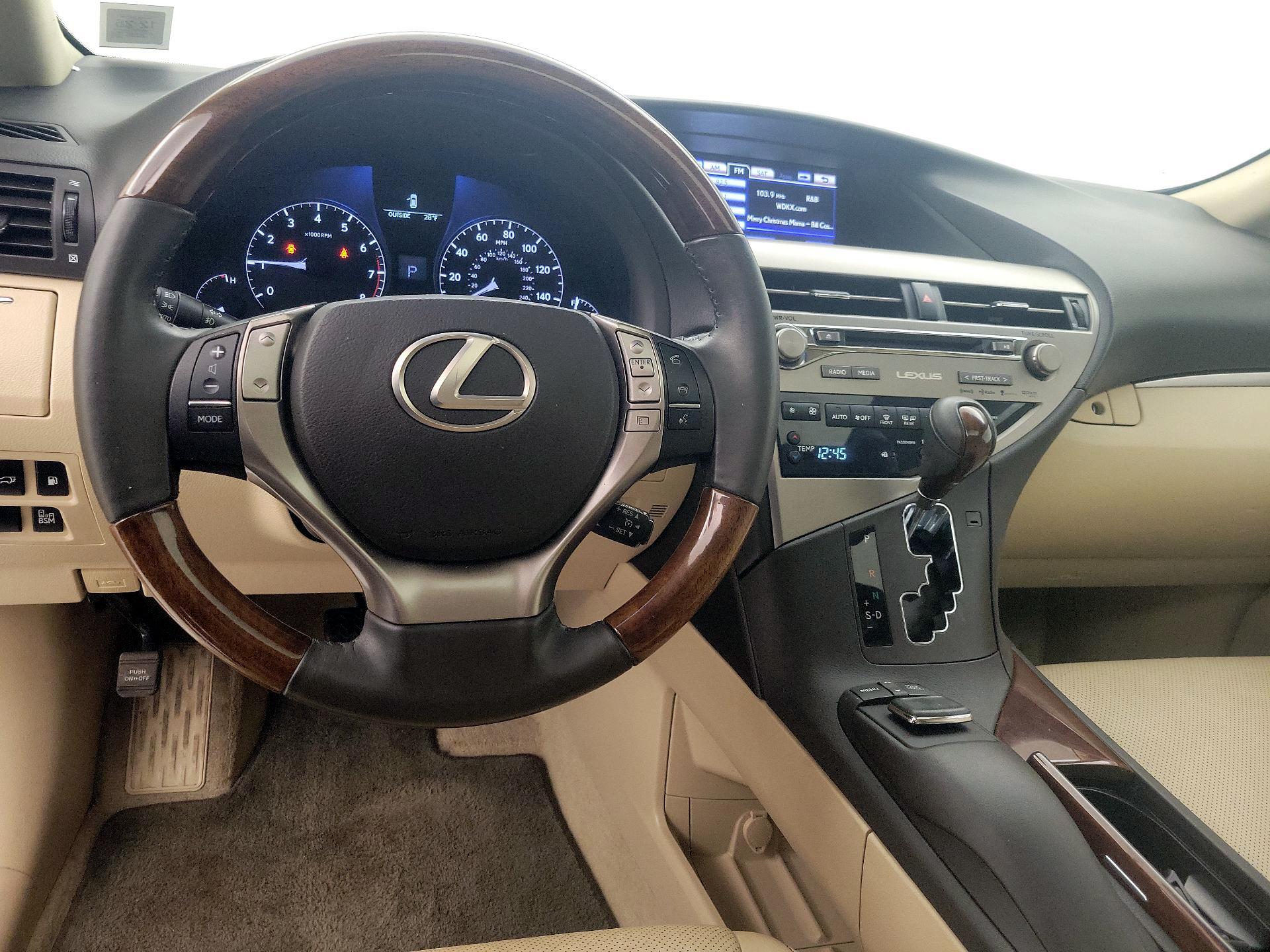 Thumbnail: 2015 Lexus RX - 9