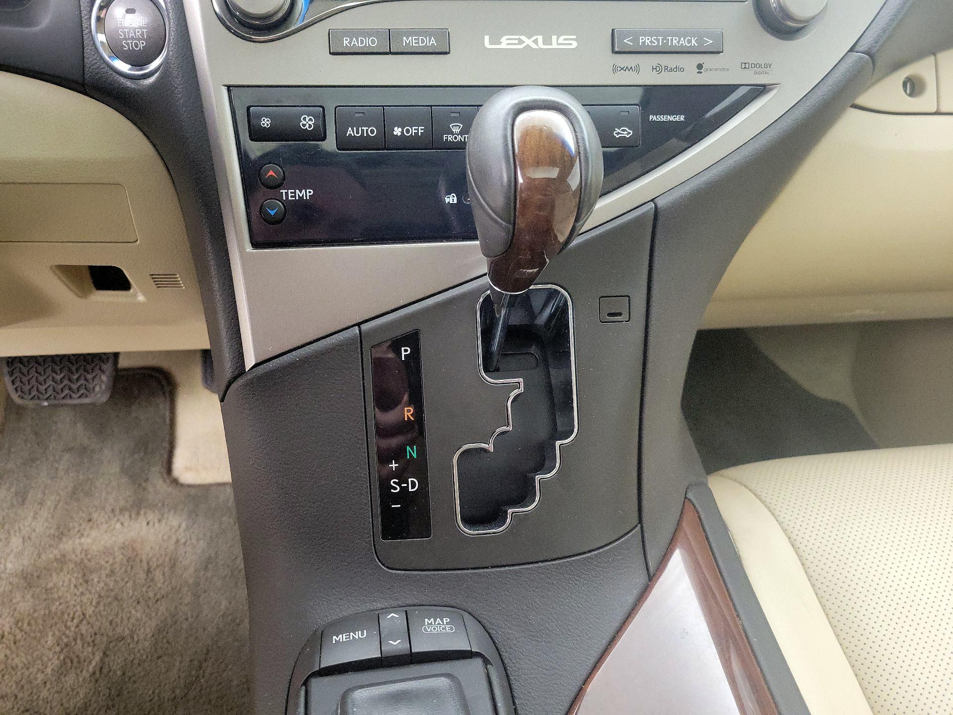 Thumbnail: 2015 Lexus RX - 17