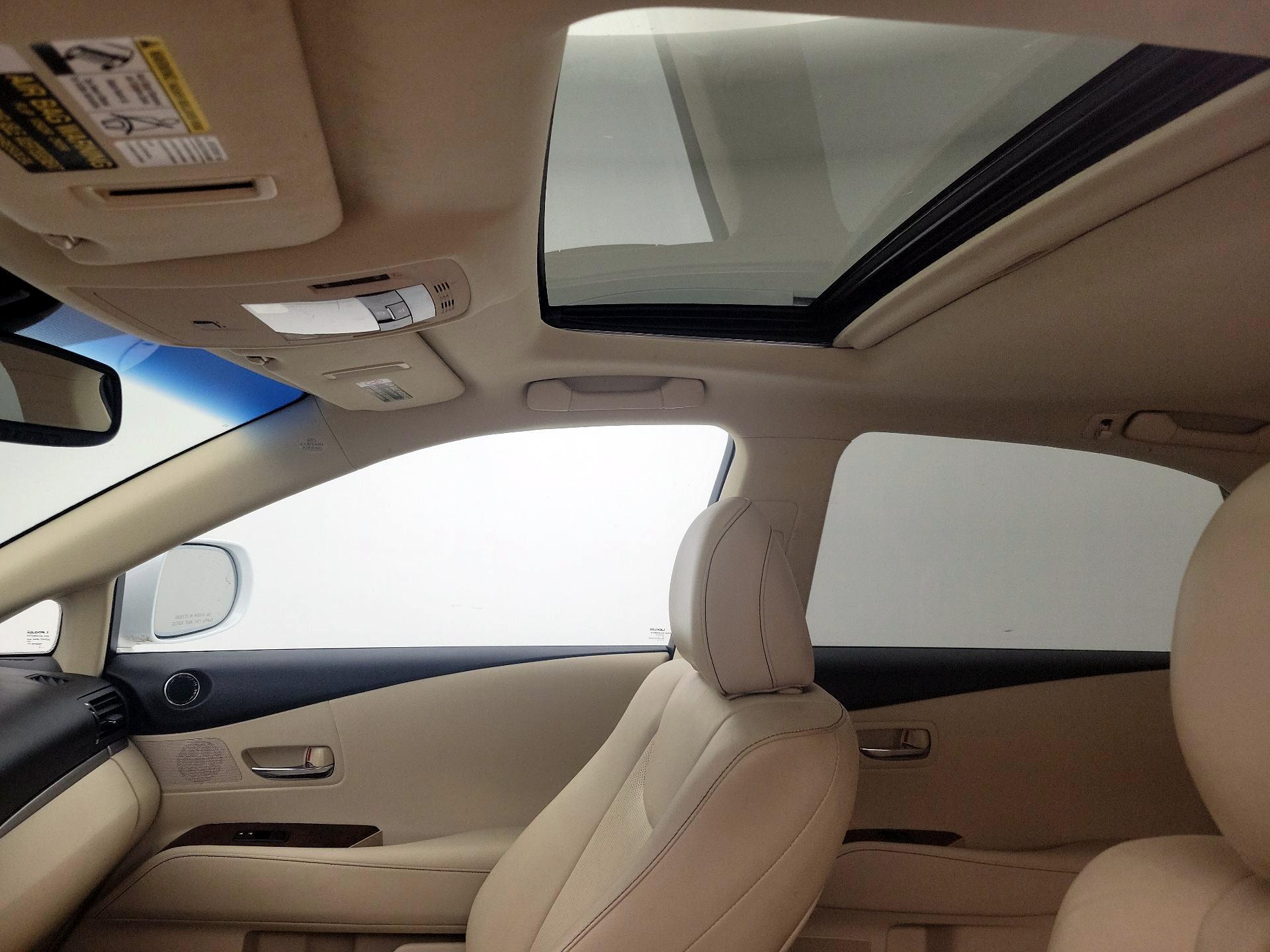 Thumbnail: 2015 Lexus RX - 18