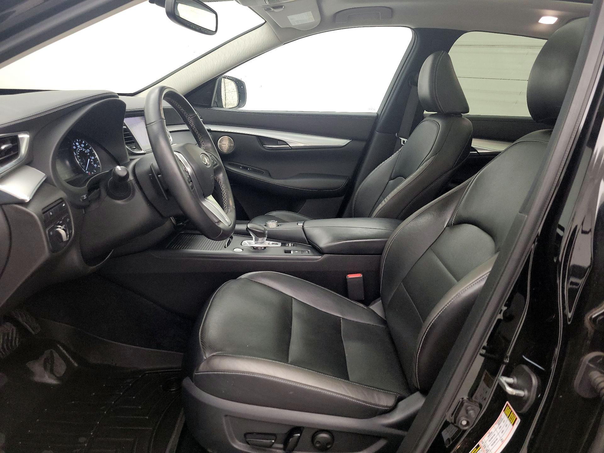 Thumbnail: 2019 INFINITI QX50 - 11