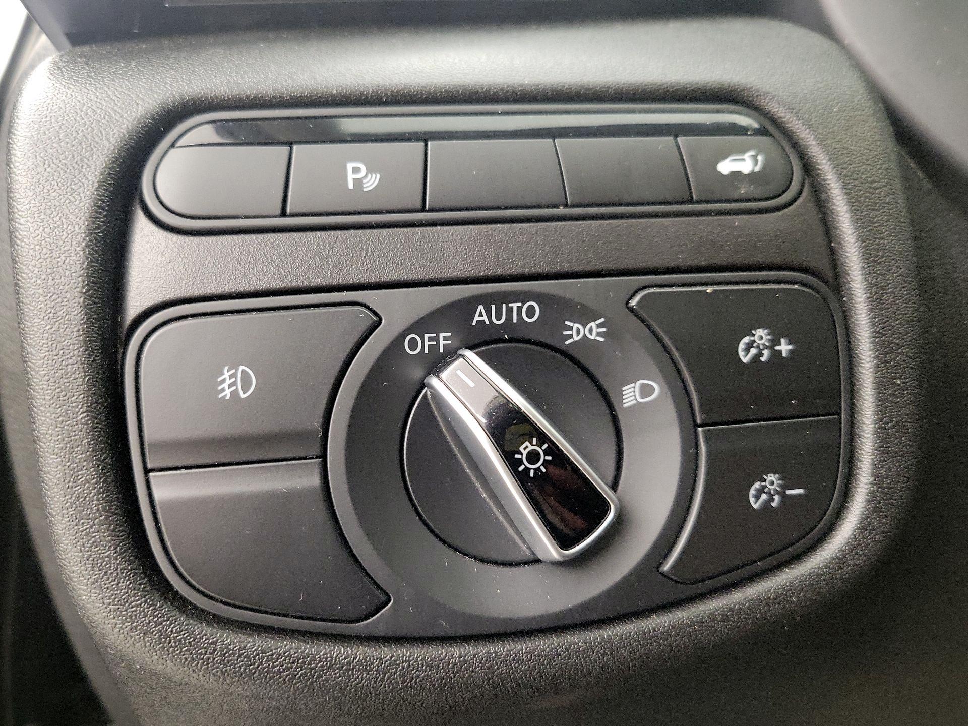 Thumbnail: 2019 INFINITI QX50 - 13