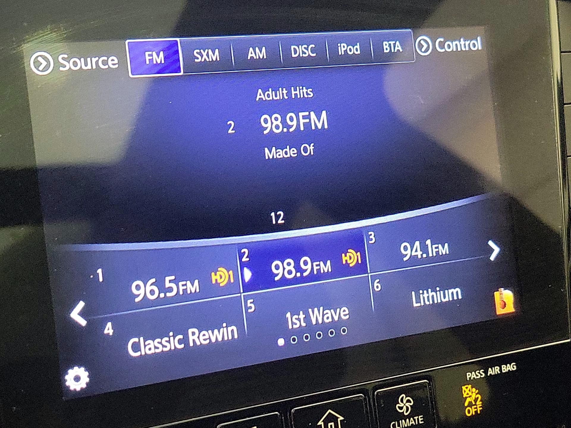 Thumbnail: 2019 INFINITI QX50 - 16