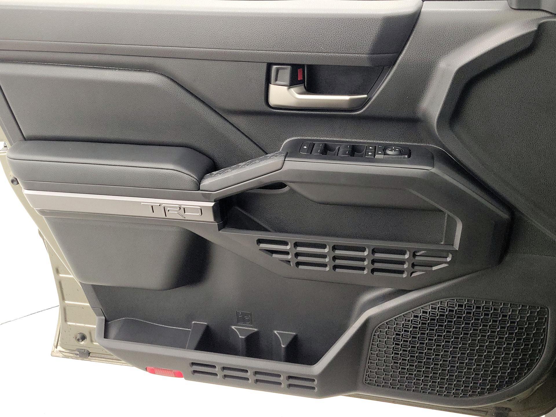 Thumbnail: 2025 Toyota Tacoma - 12