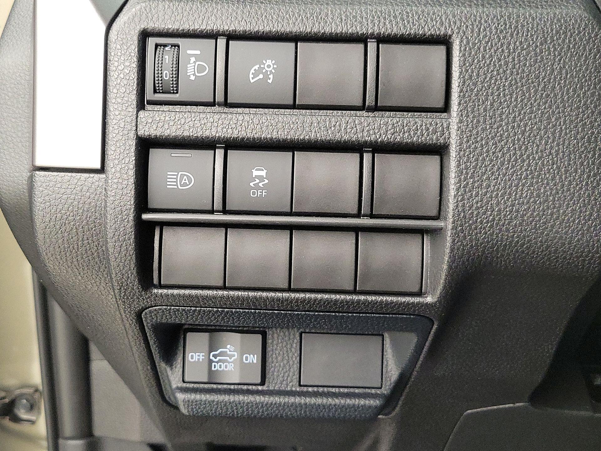 Thumbnail: 2025 Toyota Tacoma - 13