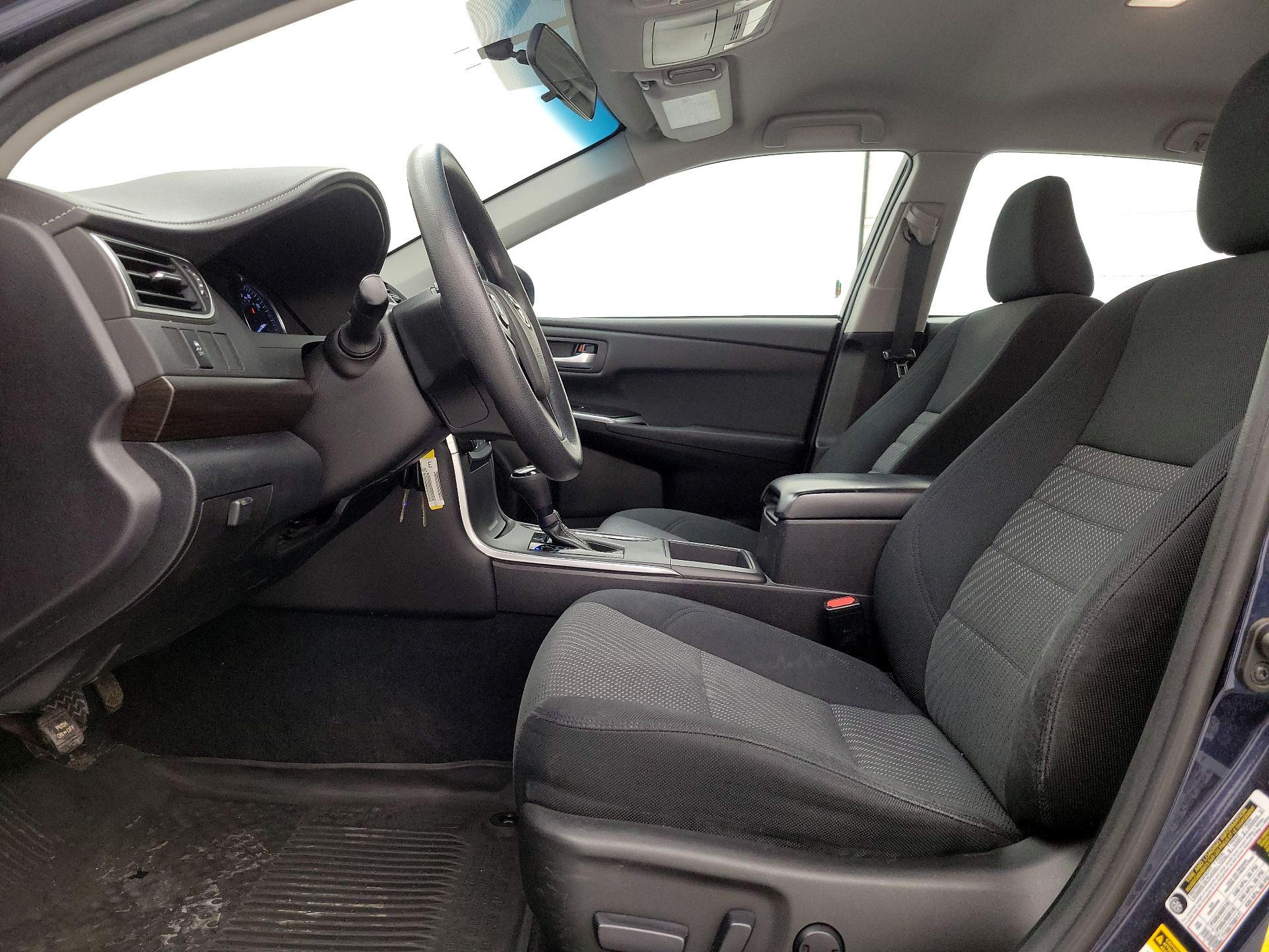 Thumbnail: 2017 Toyota Camry - 11