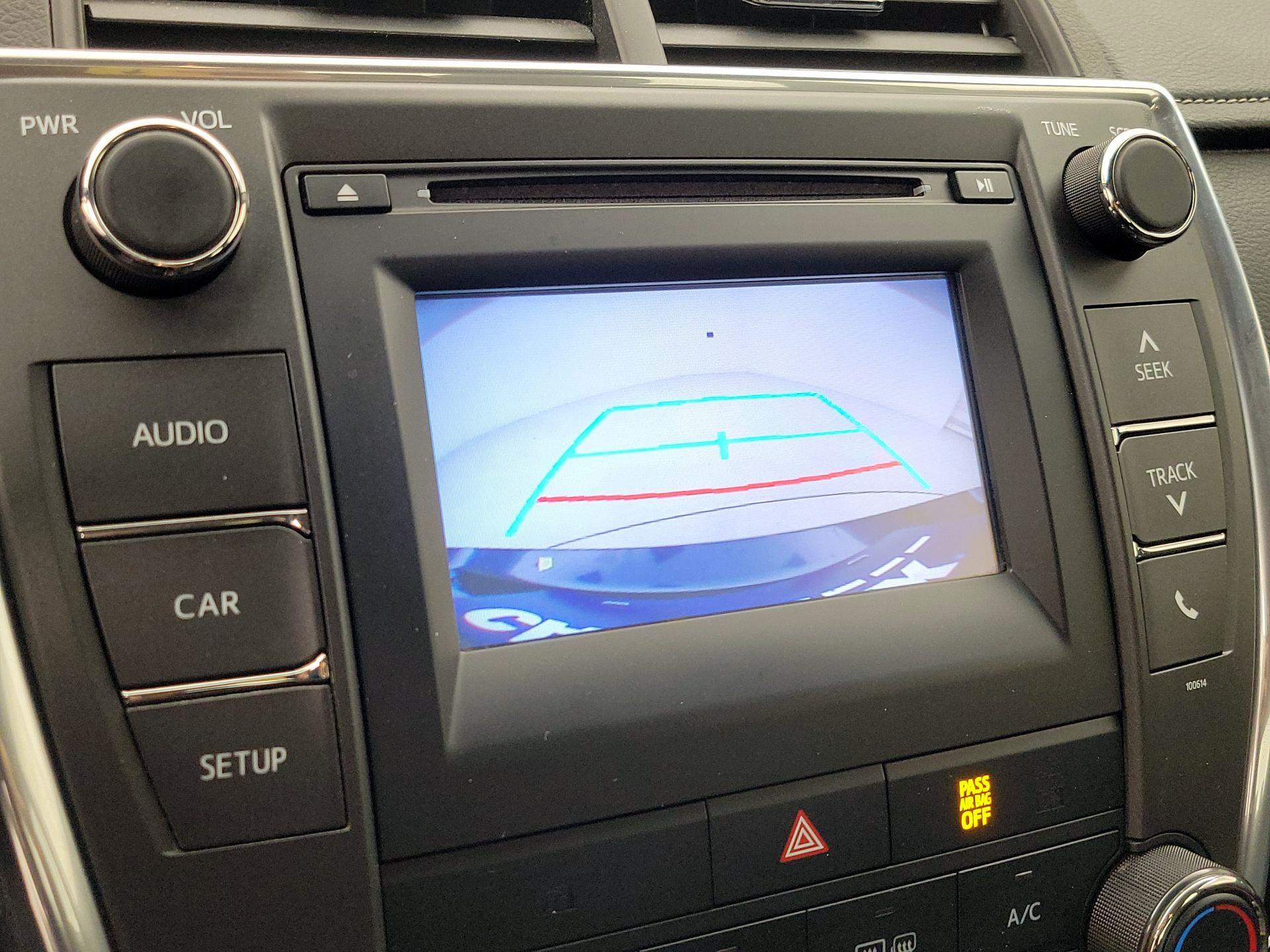 Thumbnail: 2017 Toyota Camry - 14