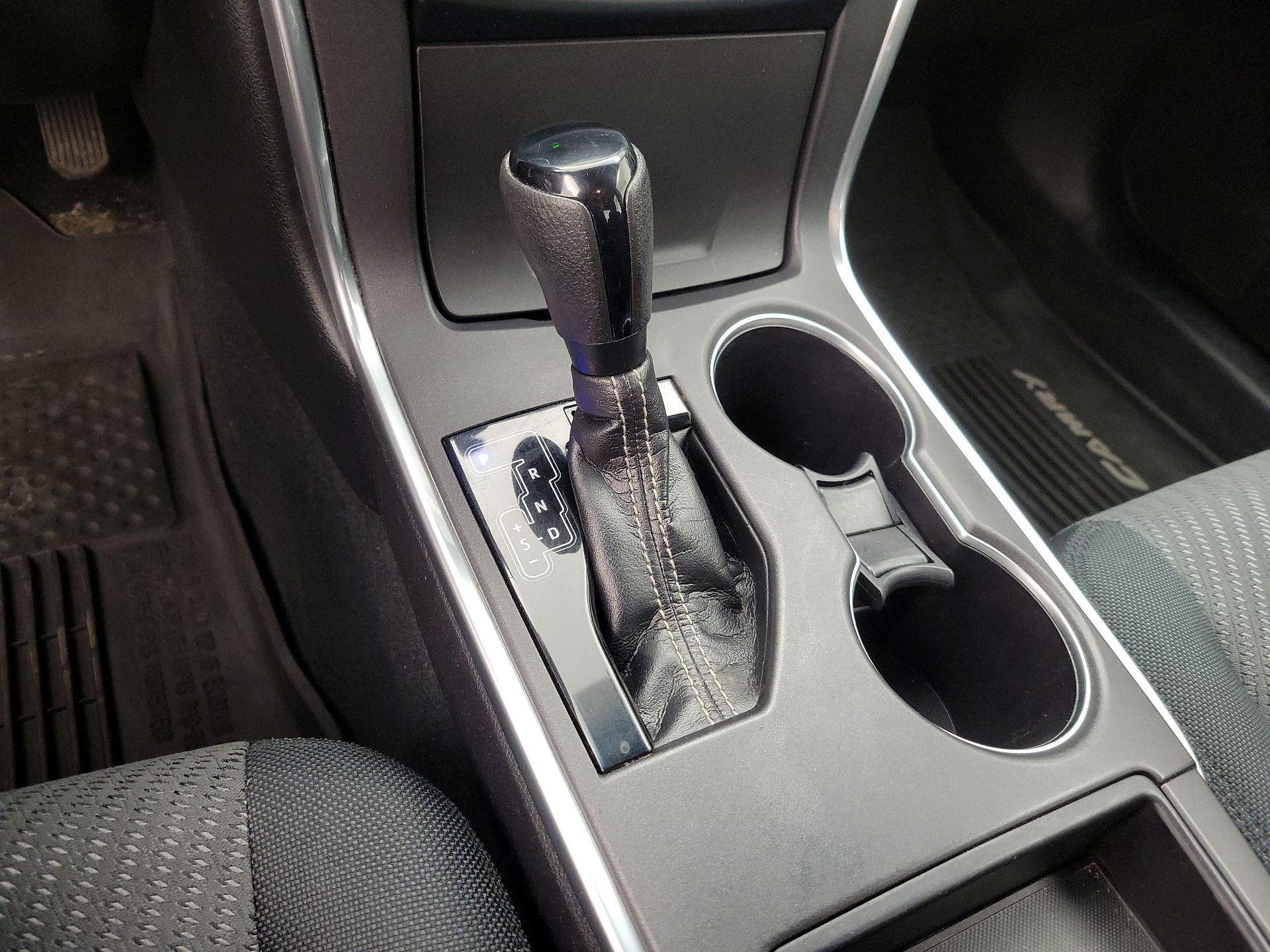 Thumbnail: 2017 Toyota Camry - 17