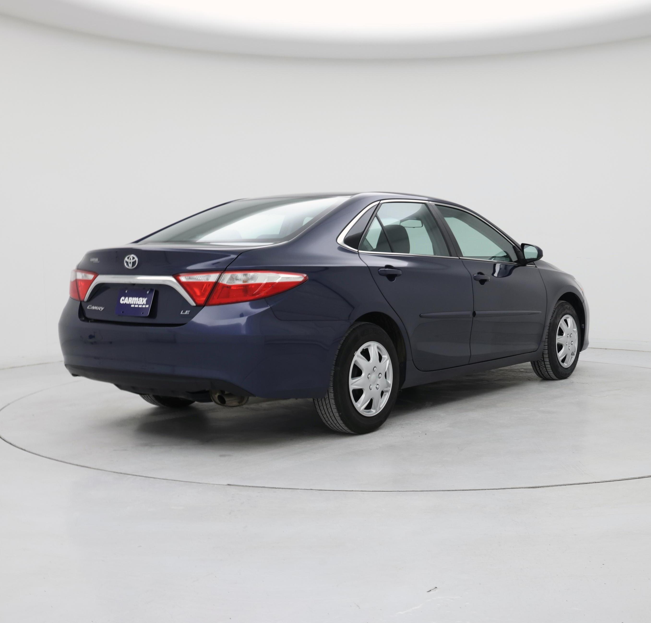 Thumbnail: 2017 Toyota Camry - 8