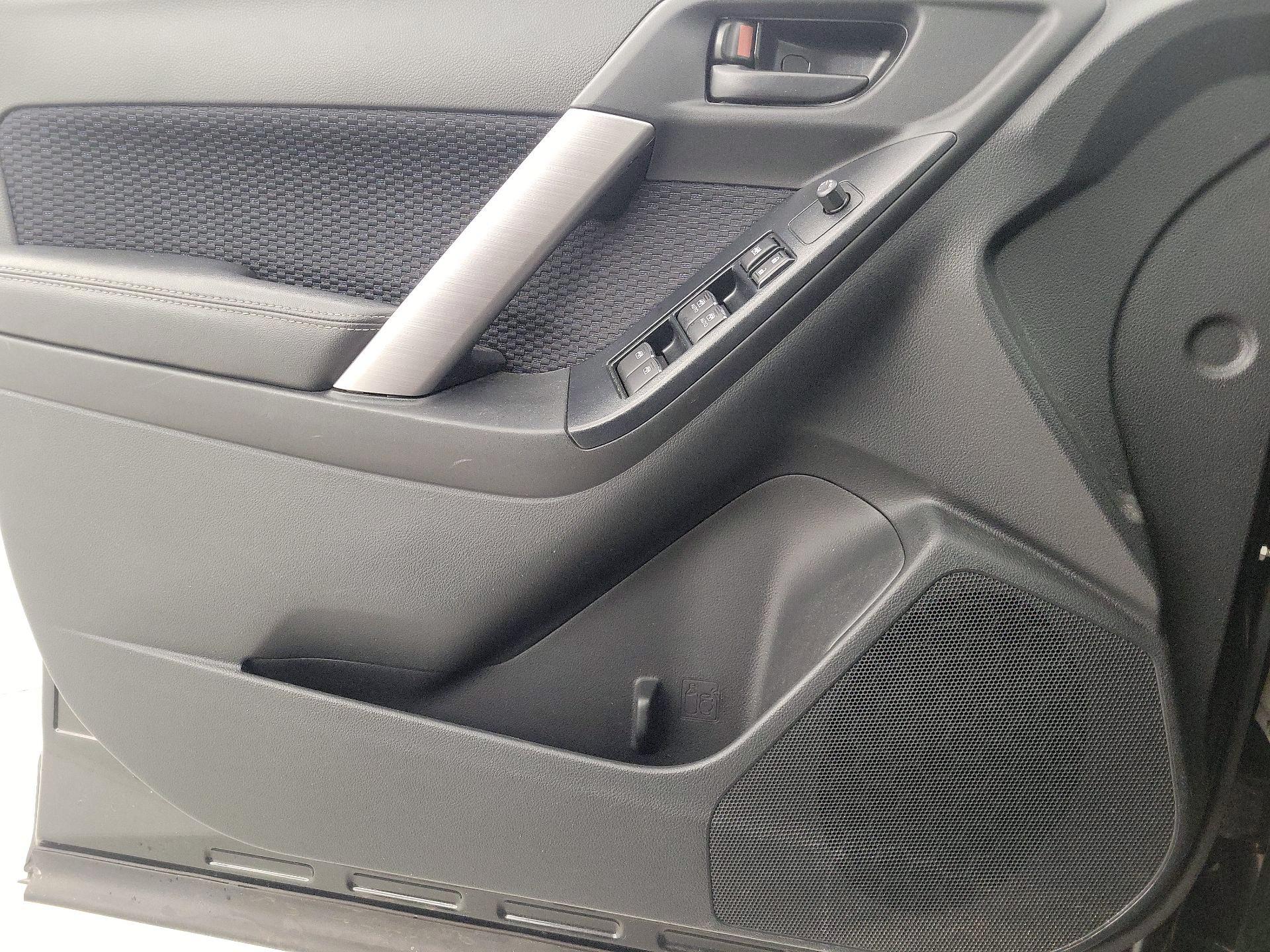 Thumbnail: 2018 Subaru Forester - 12