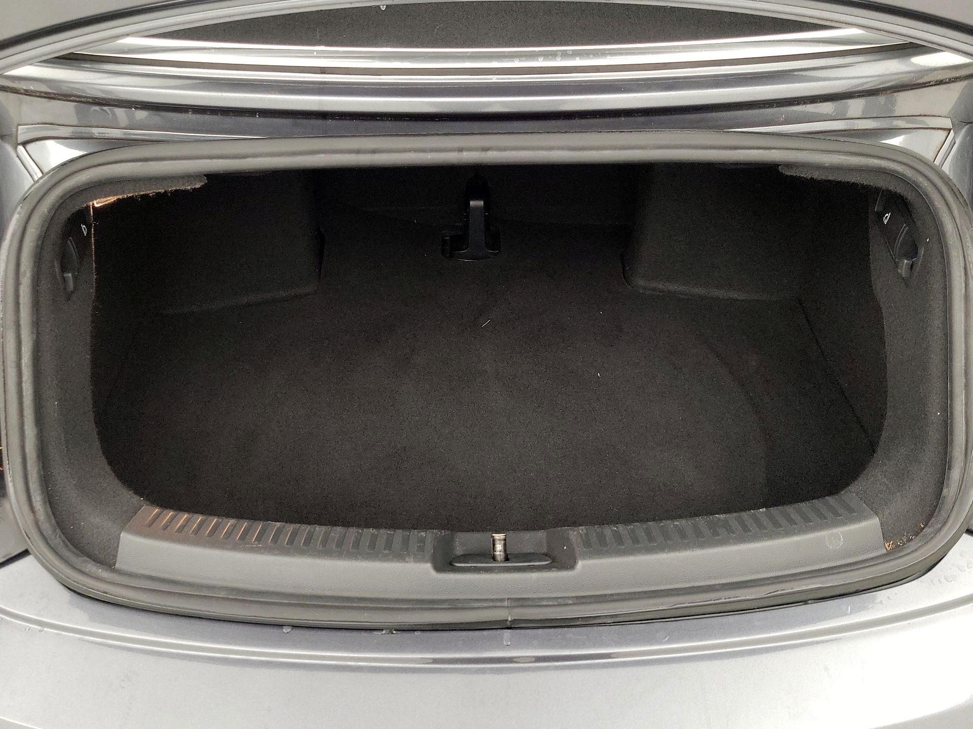 Thumbnail: 2016 Volkswagen Beetle - 19