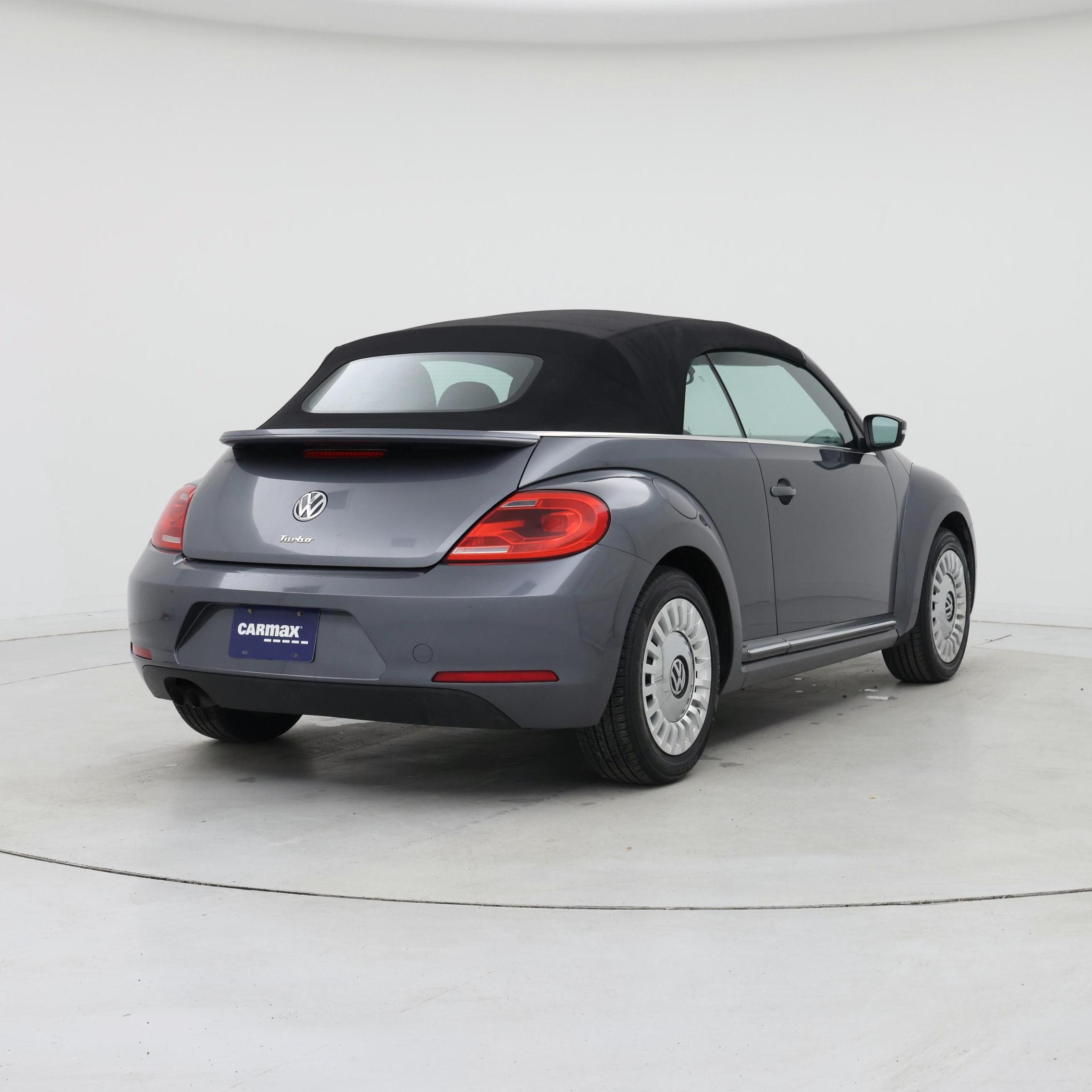 Thumbnail: 2016 Volkswagen Beetle - 8